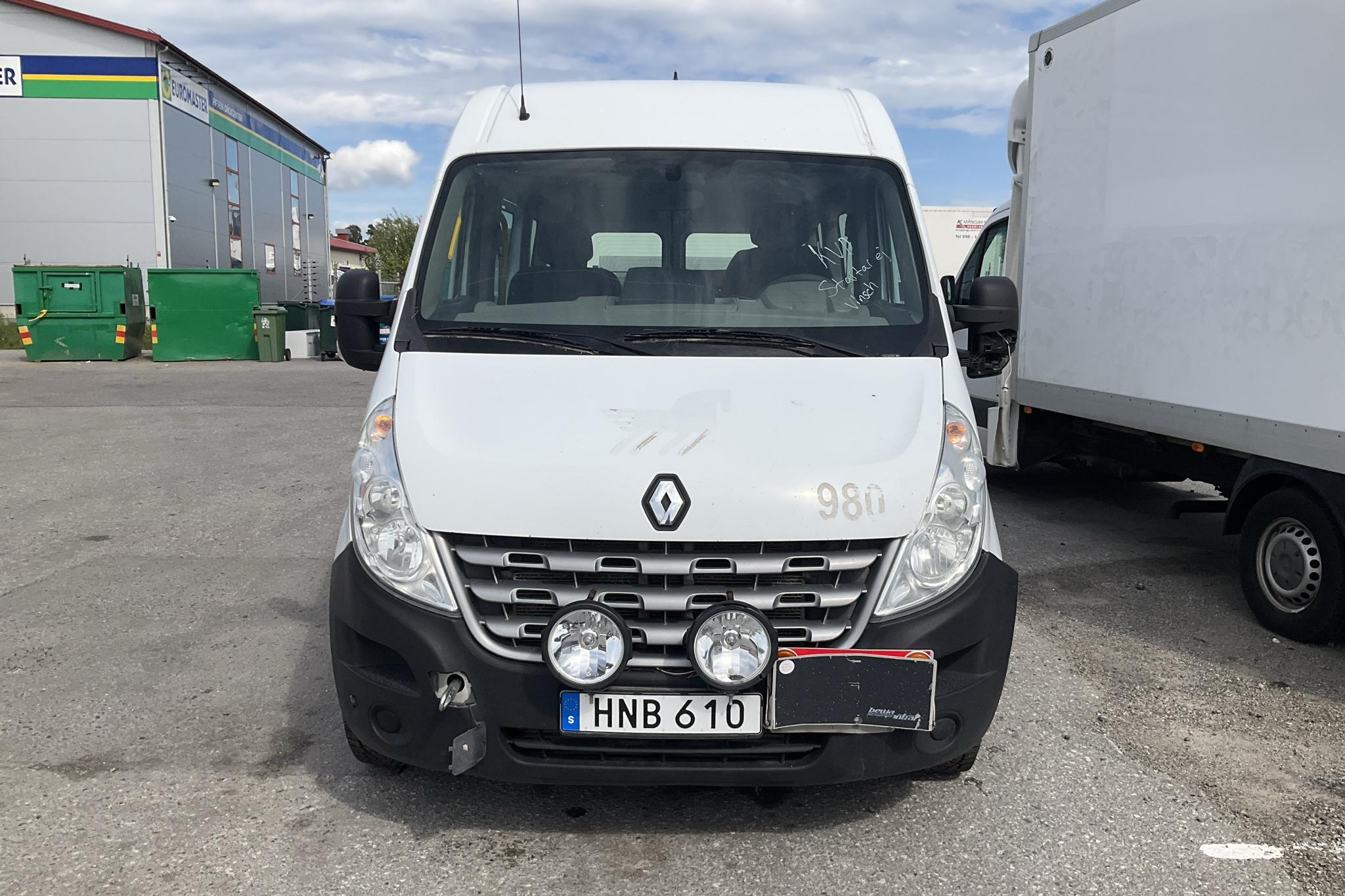 Renault Master Kombi 2.3 dCi (125hk) - 490 400 km - Automaatne - valge - 2014