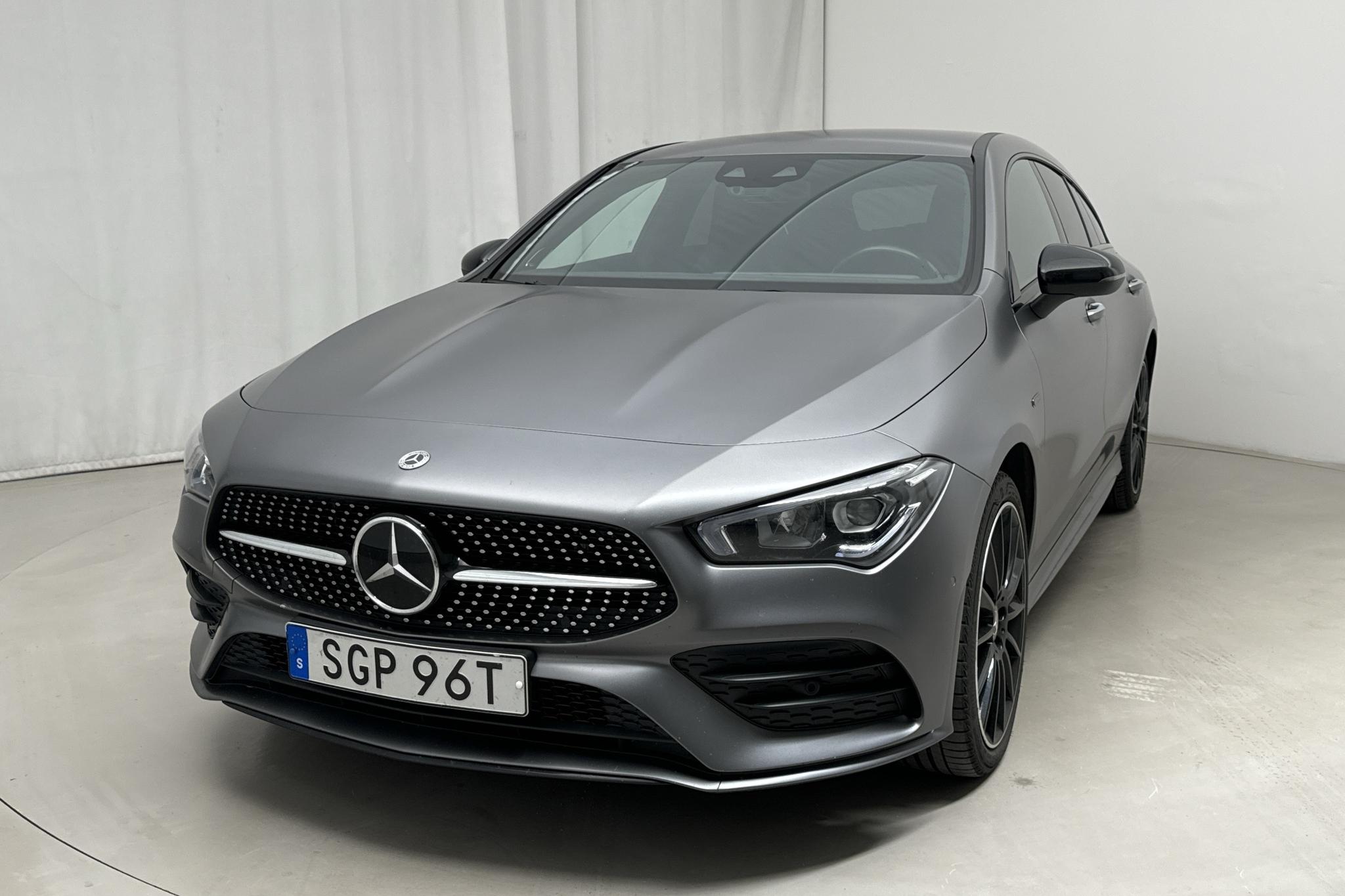 Mercedes CLA 250 e Shooting Brake X118 (218hk) - 6 717 mil - Automat - grå - 2021