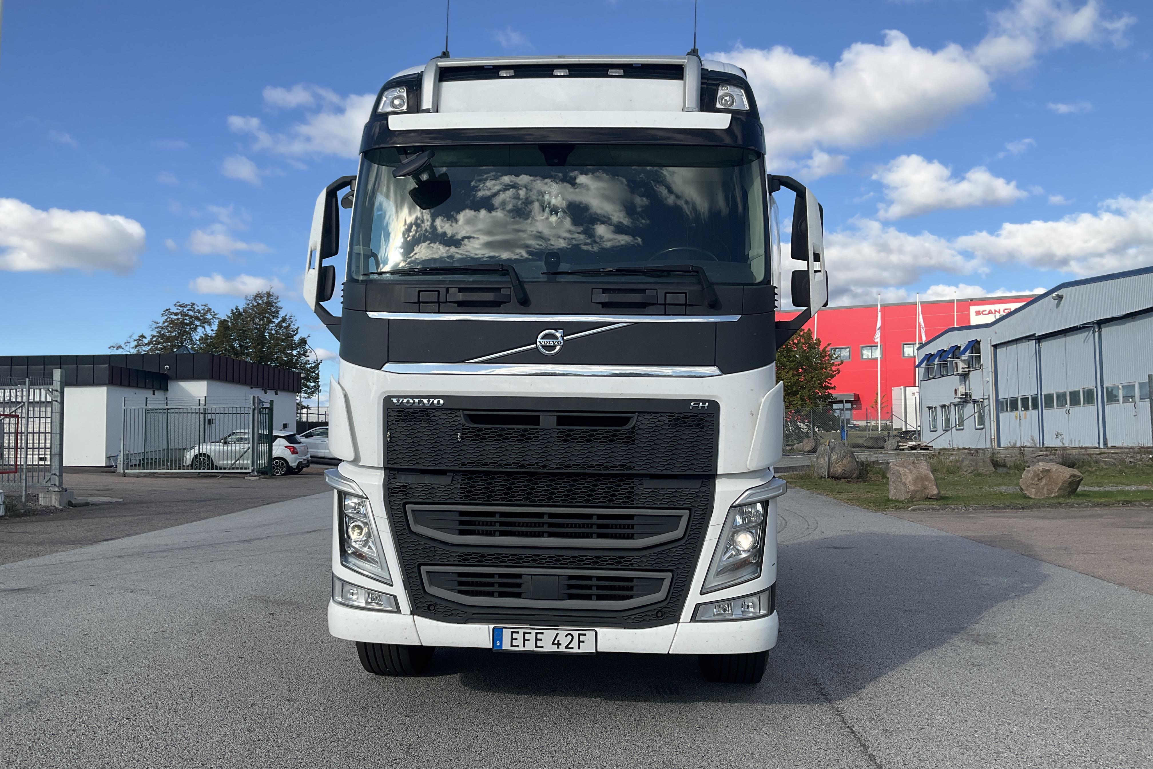 Volvo FH 62 TT - 278 313 km - Automaattinen - valkoinen - 2020