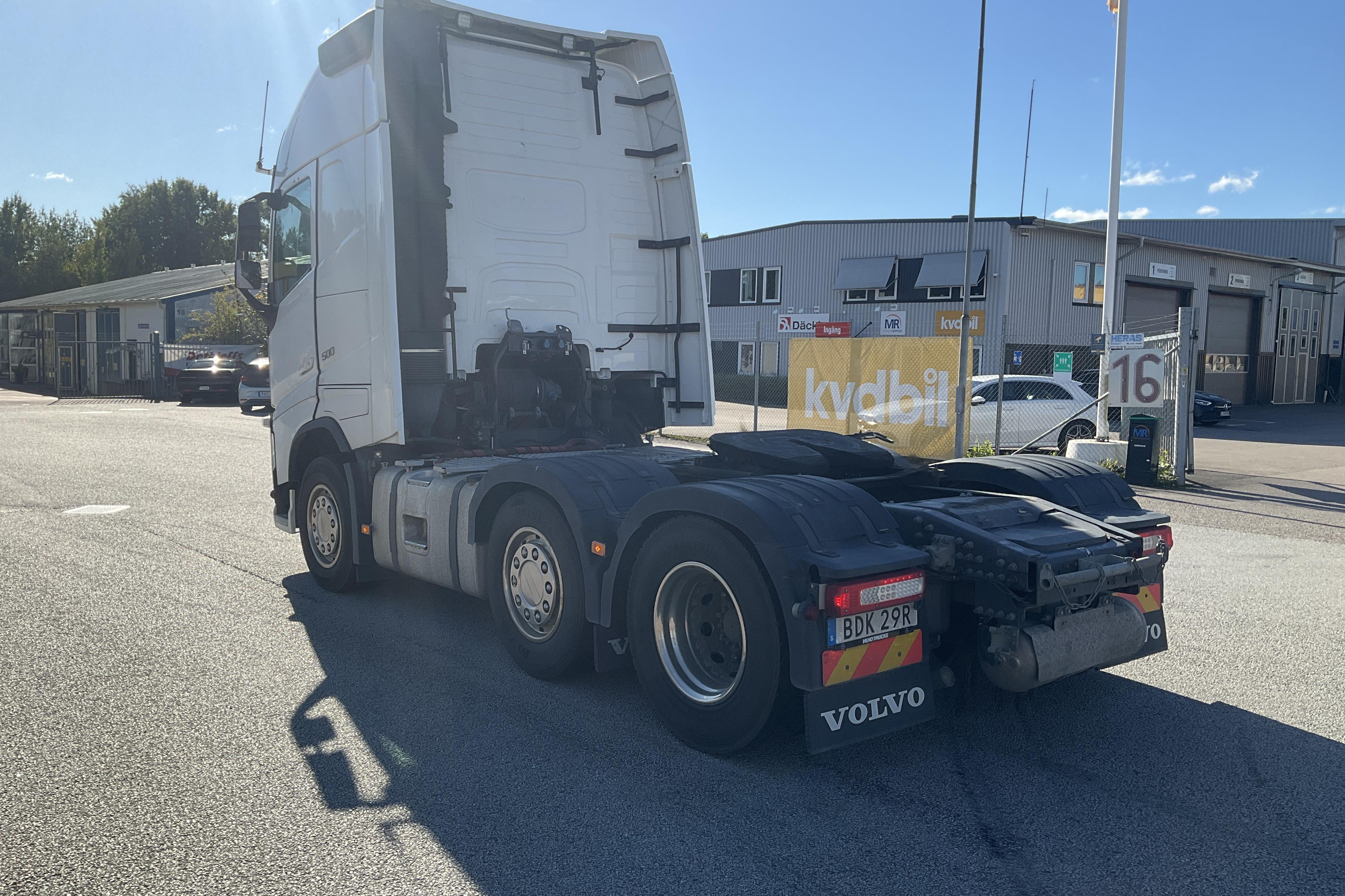 Volvo FH510 - 303 778 km - Automatyczna - biały - 2020