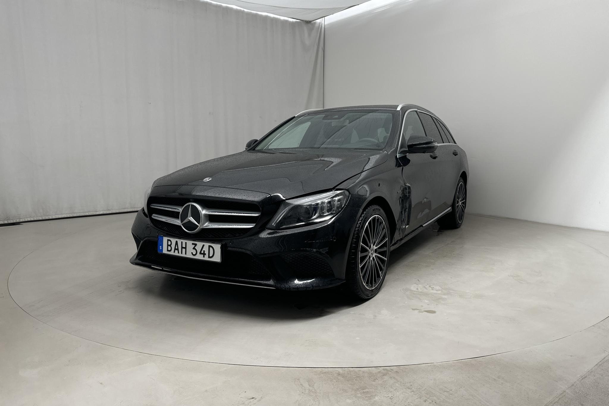 Mercedes C 300 e Kombi S205 (320hk) - 140 860 km - Automatic - black - 2020