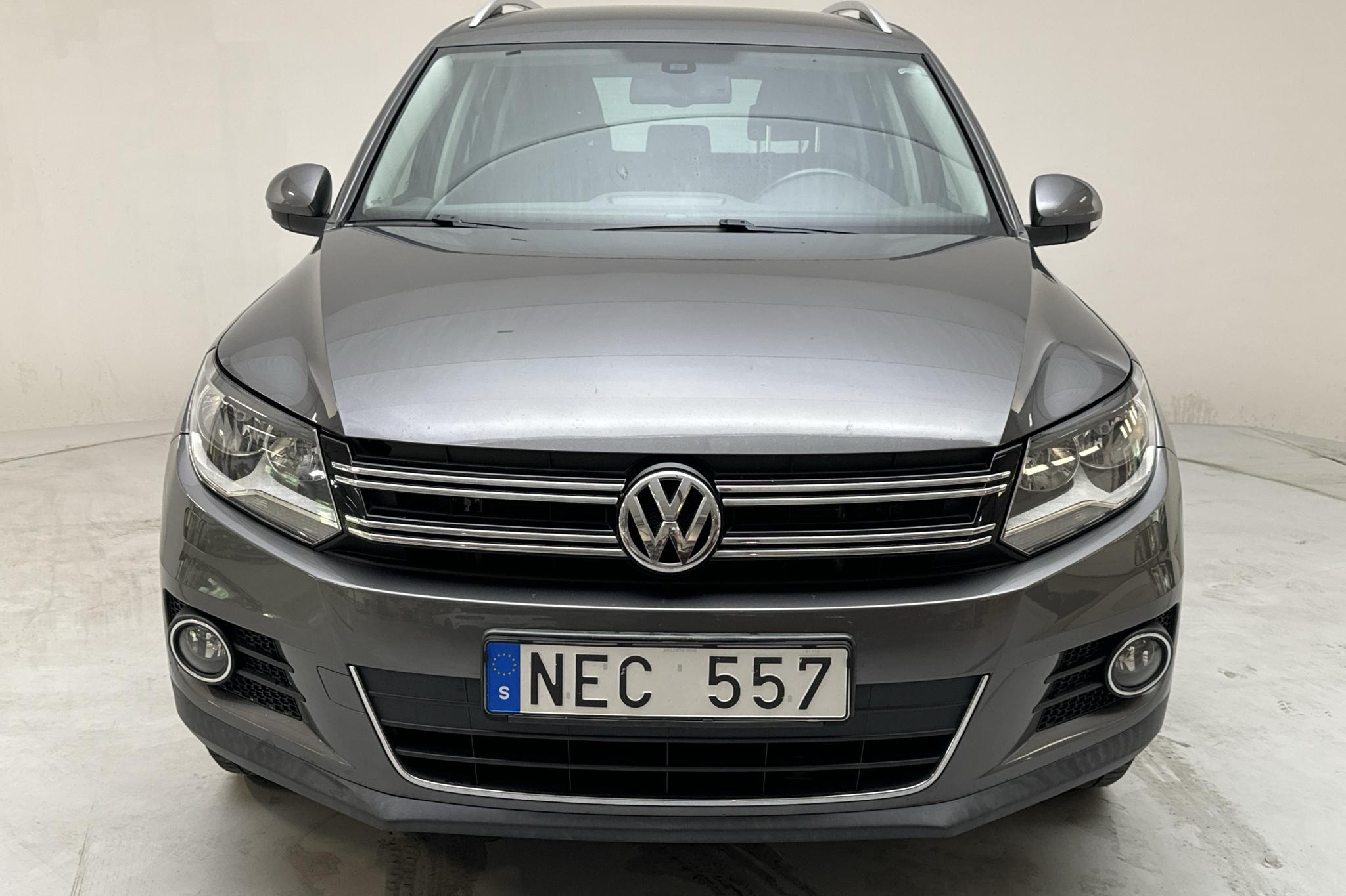 VW Tiguan 2.0 TDI 4MOTION BlueMotion Technology (140hk) - 162 840 km - Automatyczna - Dark Grey - 2013