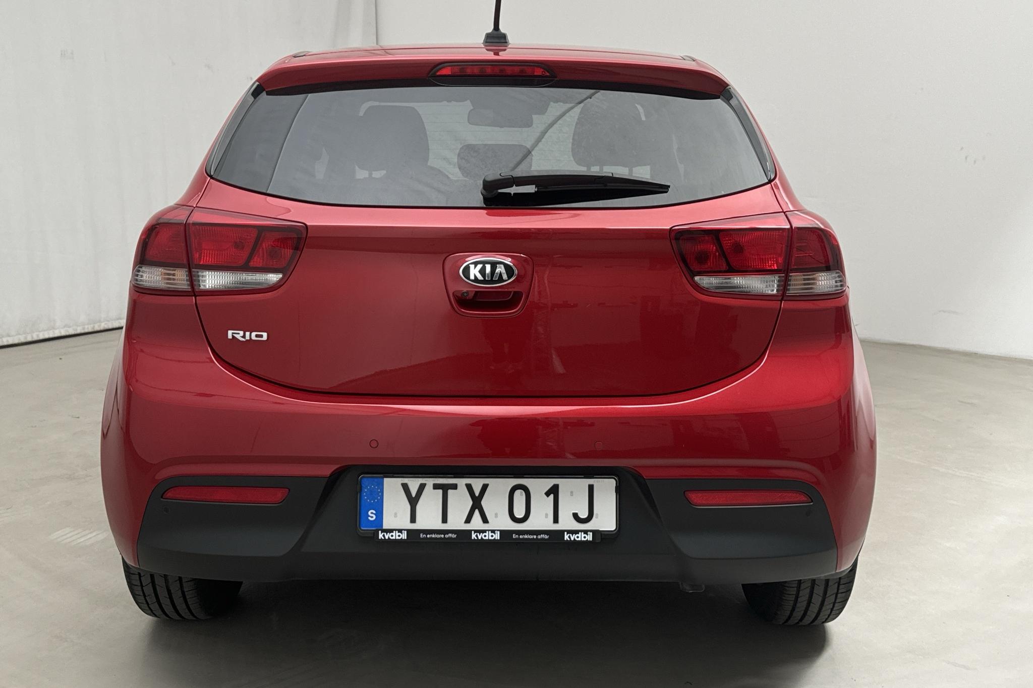 KIA Rio 1.0 T-GDi (100hk) - 12 790 km - Automatyczna - czerwony - 2021