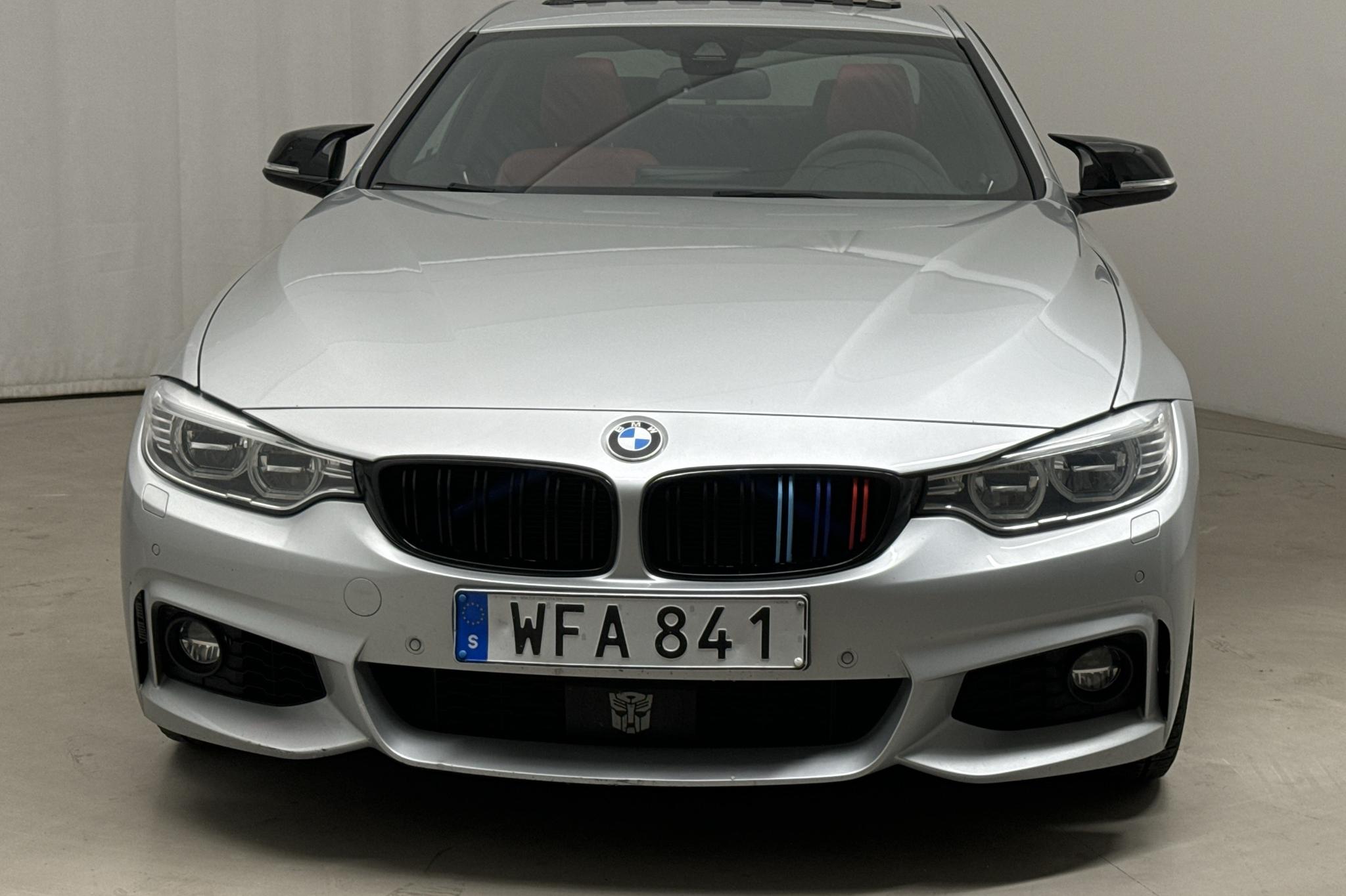 BMW 435d xDrive Coupé, F32 (313hk) - 137 180 km - Automaatne - hõbe - 2015