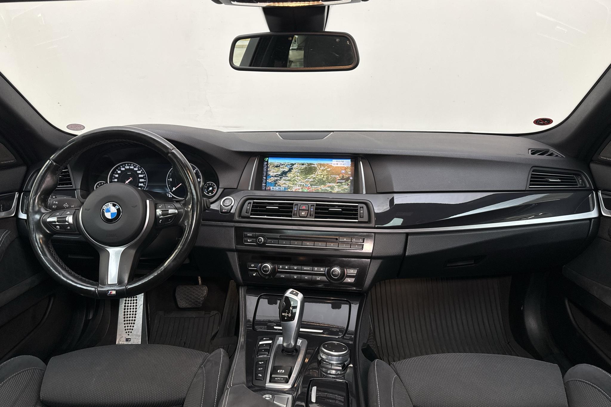 BMW 530d xDrive Touring, F11 (258hk) - 137 760 km - Automatyczna - biały - 2016