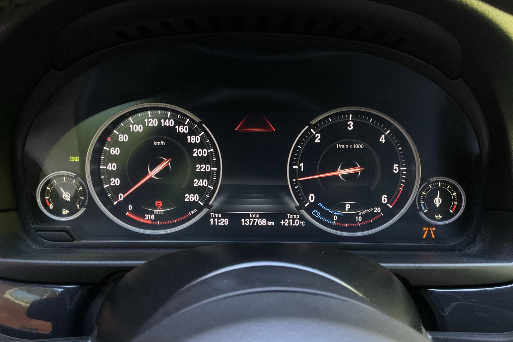 BMW 530d xDrive Touring, F11 (258hk) - 137 760 km - Automatyczna - biały - 2016