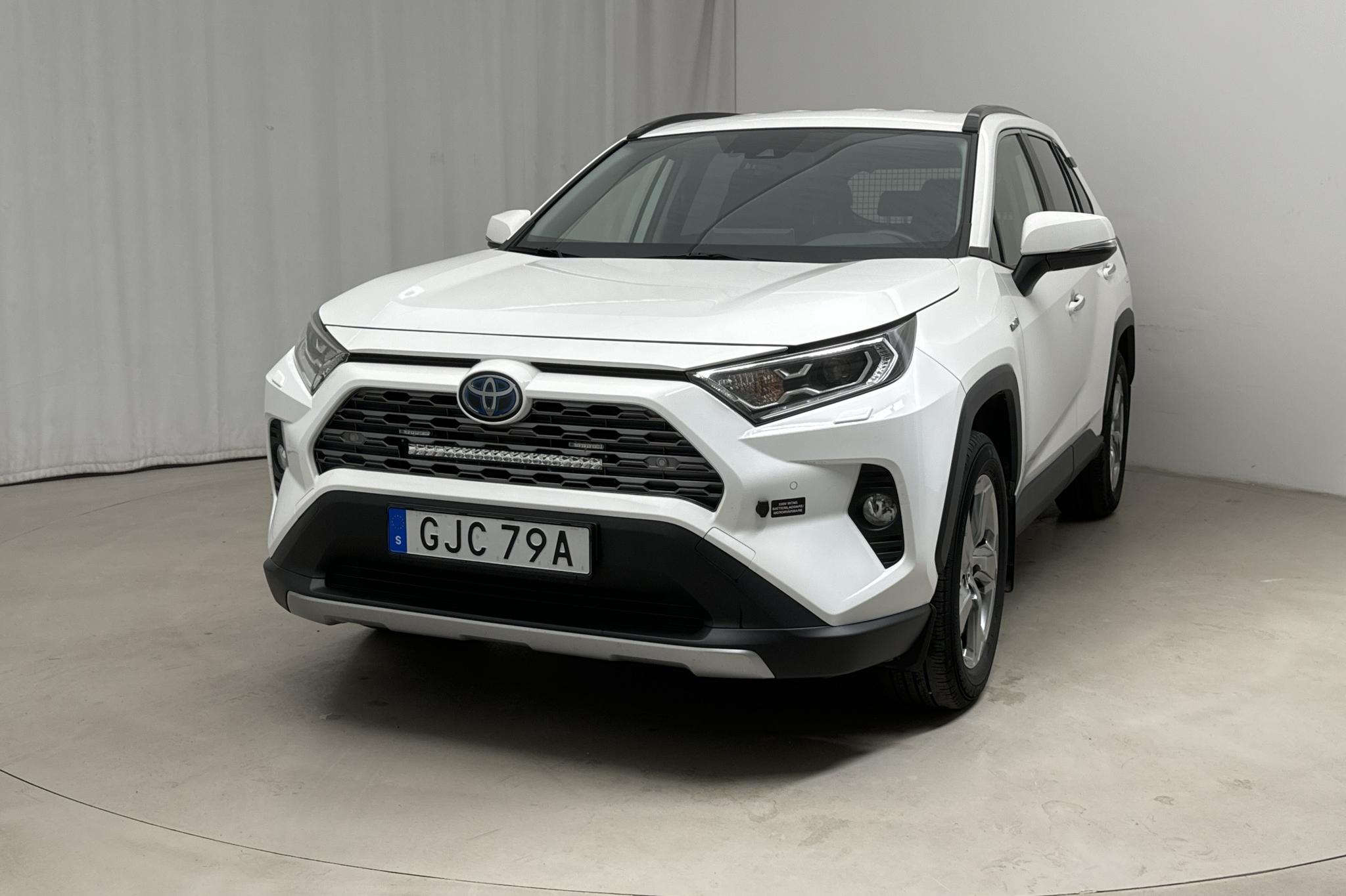 Toyota RAV4 2.5 HSD AWD (222hk) - 64 020 km - Automaatne - valge - 2019