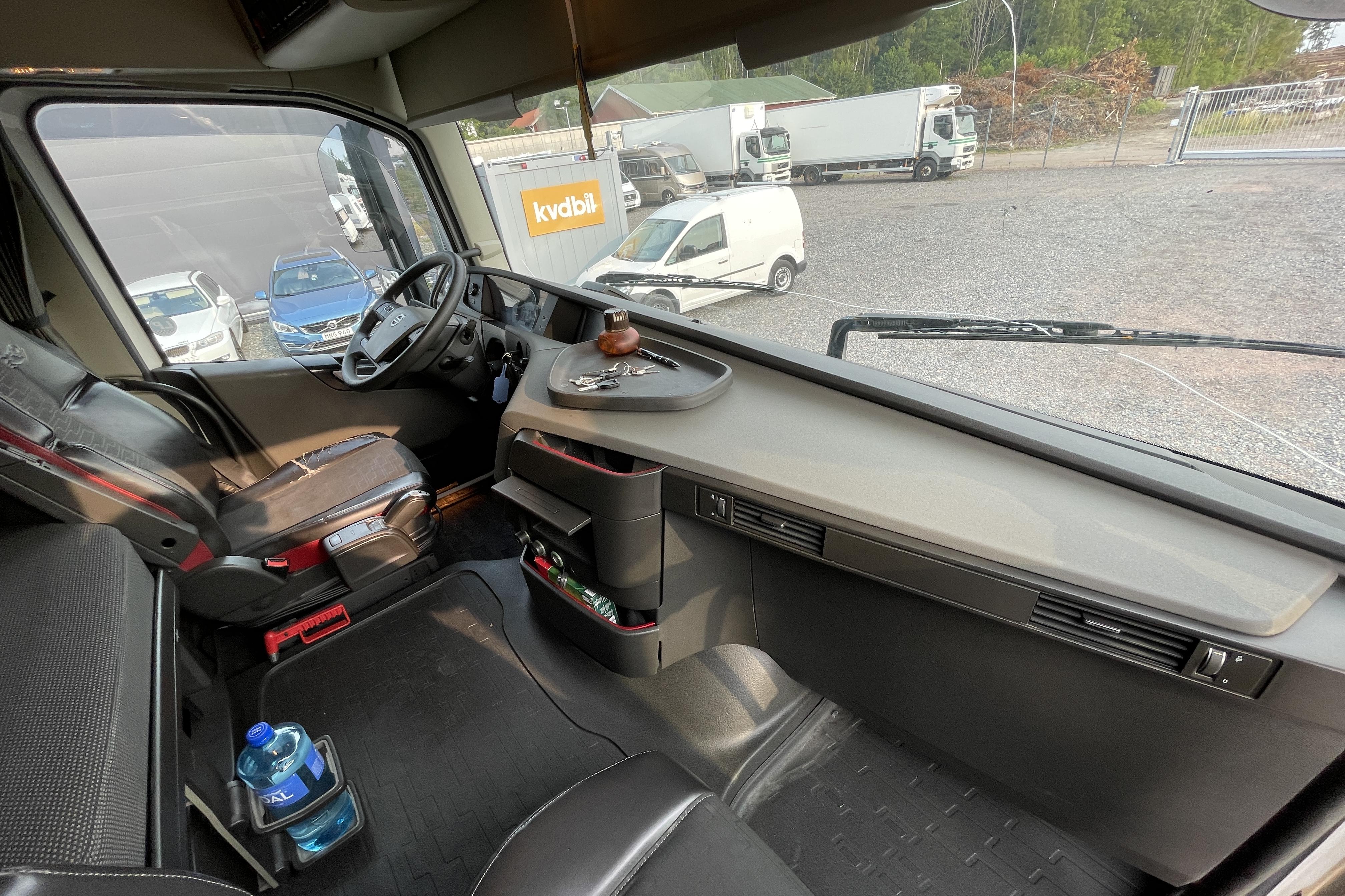 Volvo FH510 - 851 123 km - Automaatne - valge - 2016