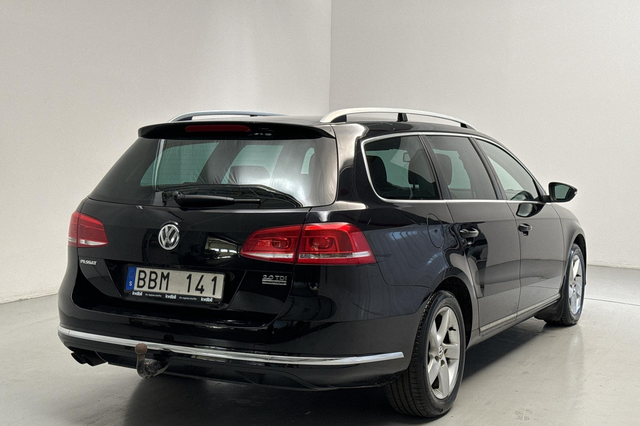 VW Passat 2.0 TDI BlueMotion Technology Variant 4Motion (140hk) - 175 100 km - Manuaalinen - musta - 2014