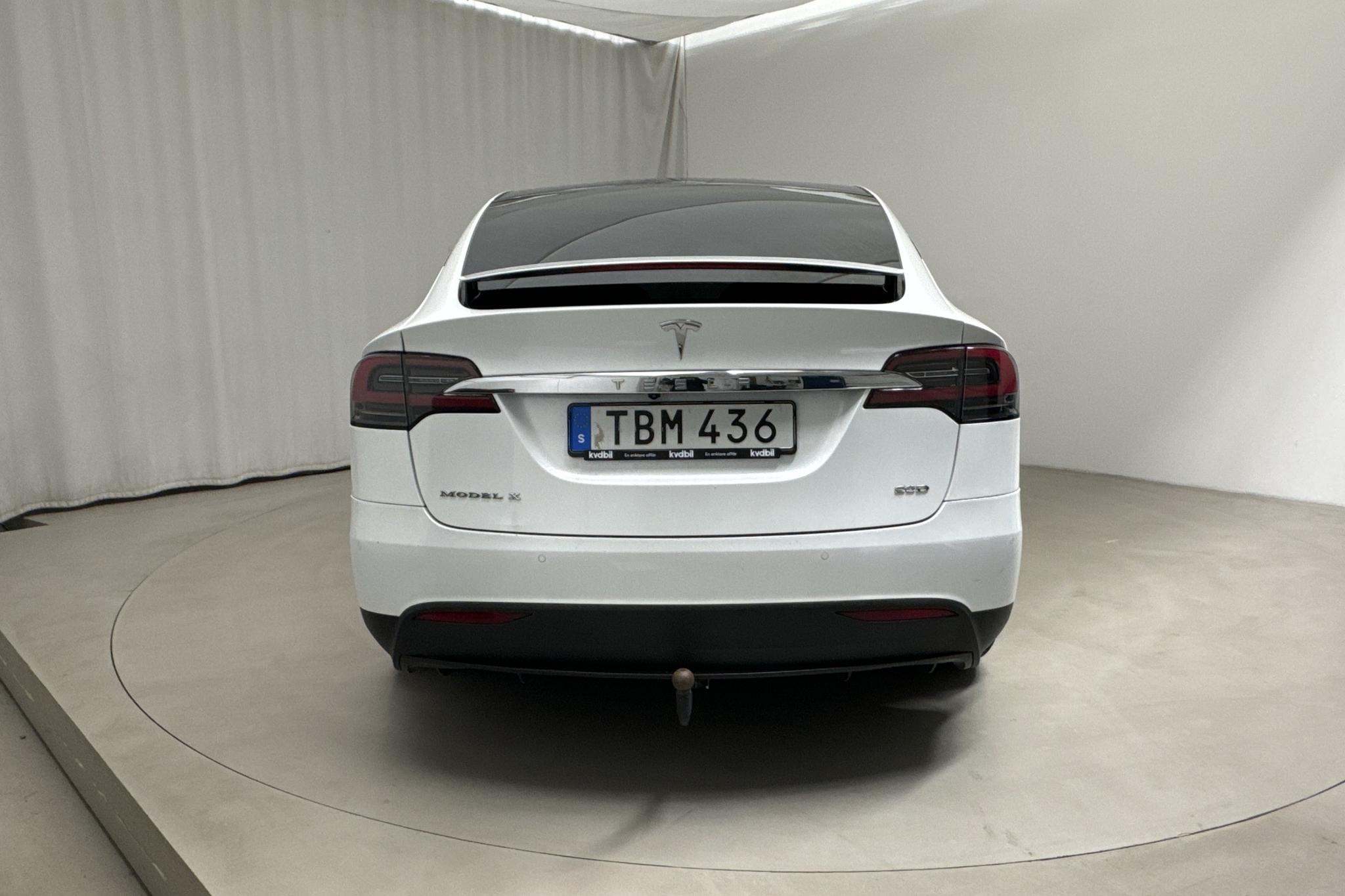 Tesla Model X 90D - 149 240 km - Automaattinen - valkoinen - 2016