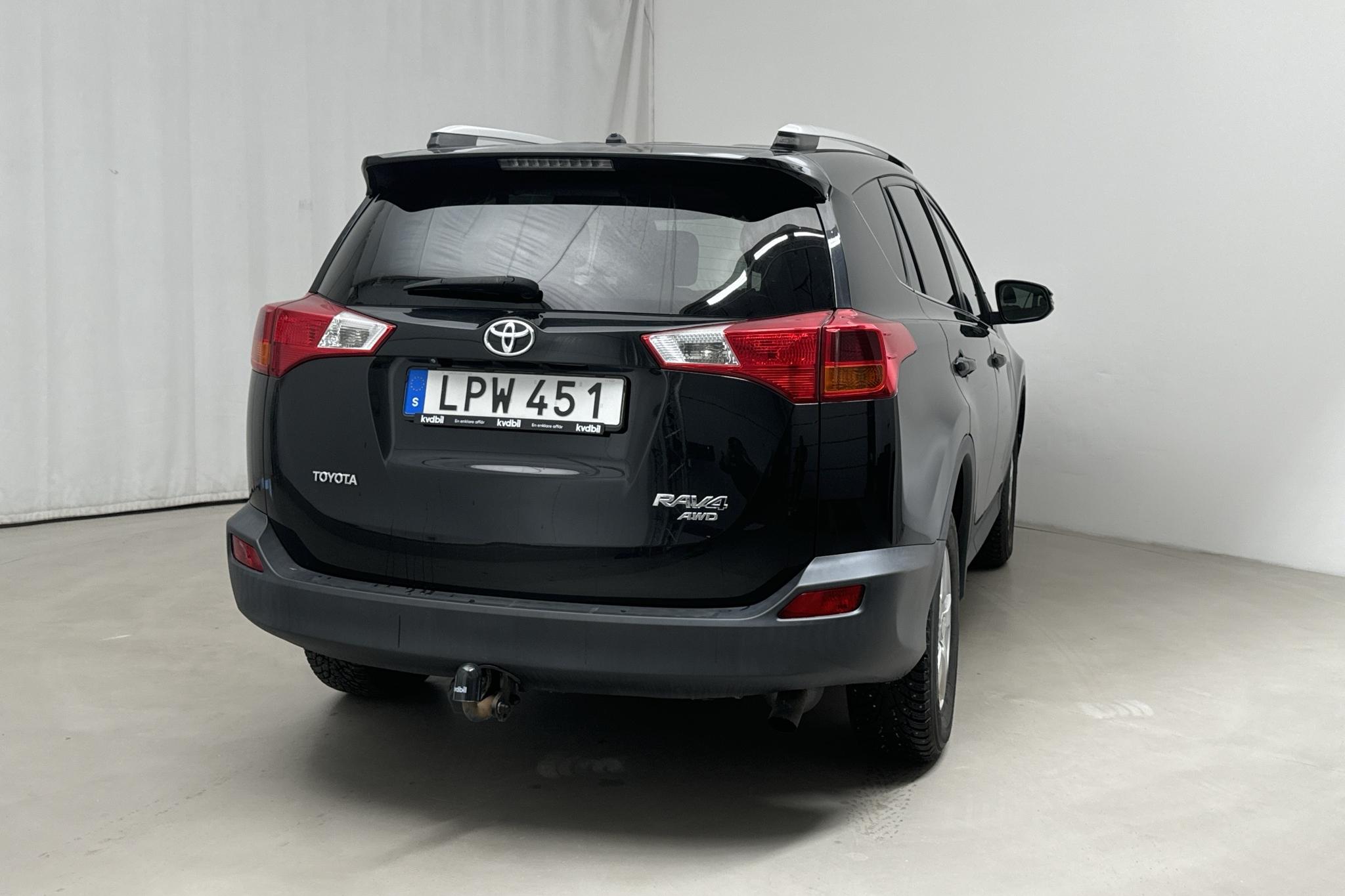 Toyota RAV4 2.0 VVT-i (151hk) - 275 550 km - Automatic - black - 2014