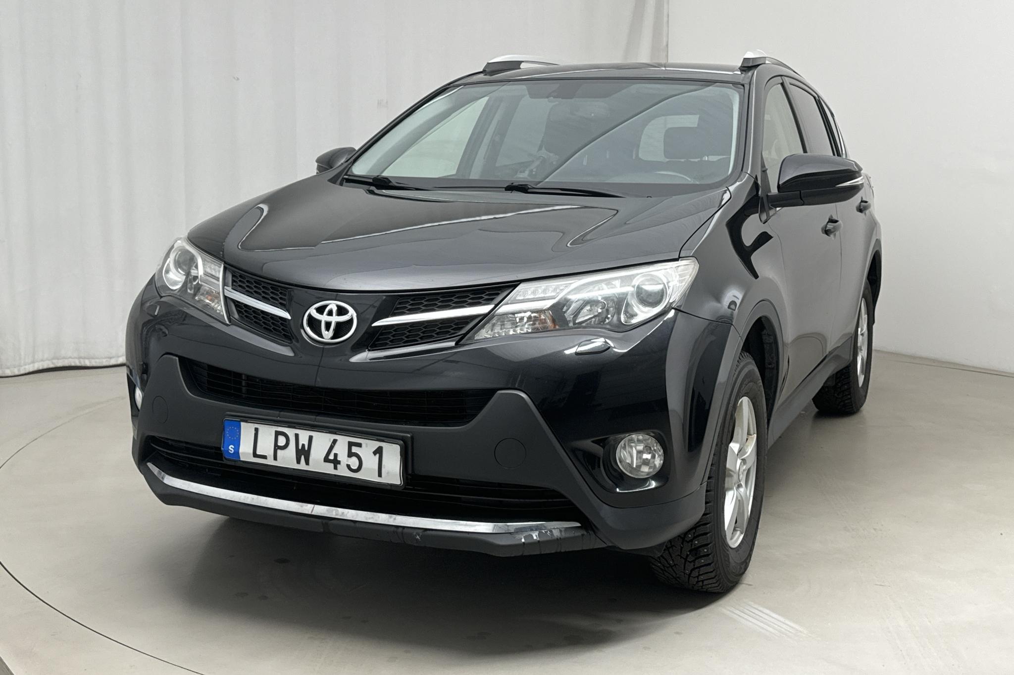 Toyota RAV4 2.0 VVT-i (151hk) - 275 550 km - Automaattinen - musta - 2014