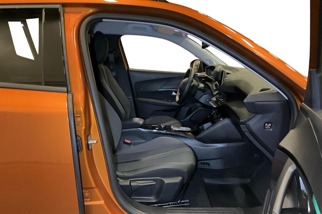 Peugeot e-2008 50 kWh (136hk) - 3 985 mil - Automat - orange - 2022