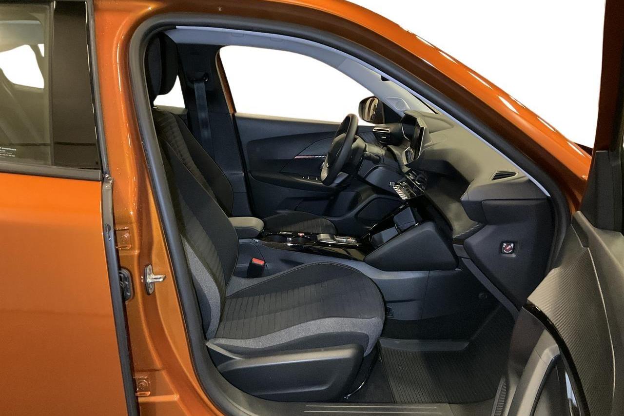 Peugeot e-2008 50 kWh (136hk) - 46 060 km - Automaatne - oranž - 2022