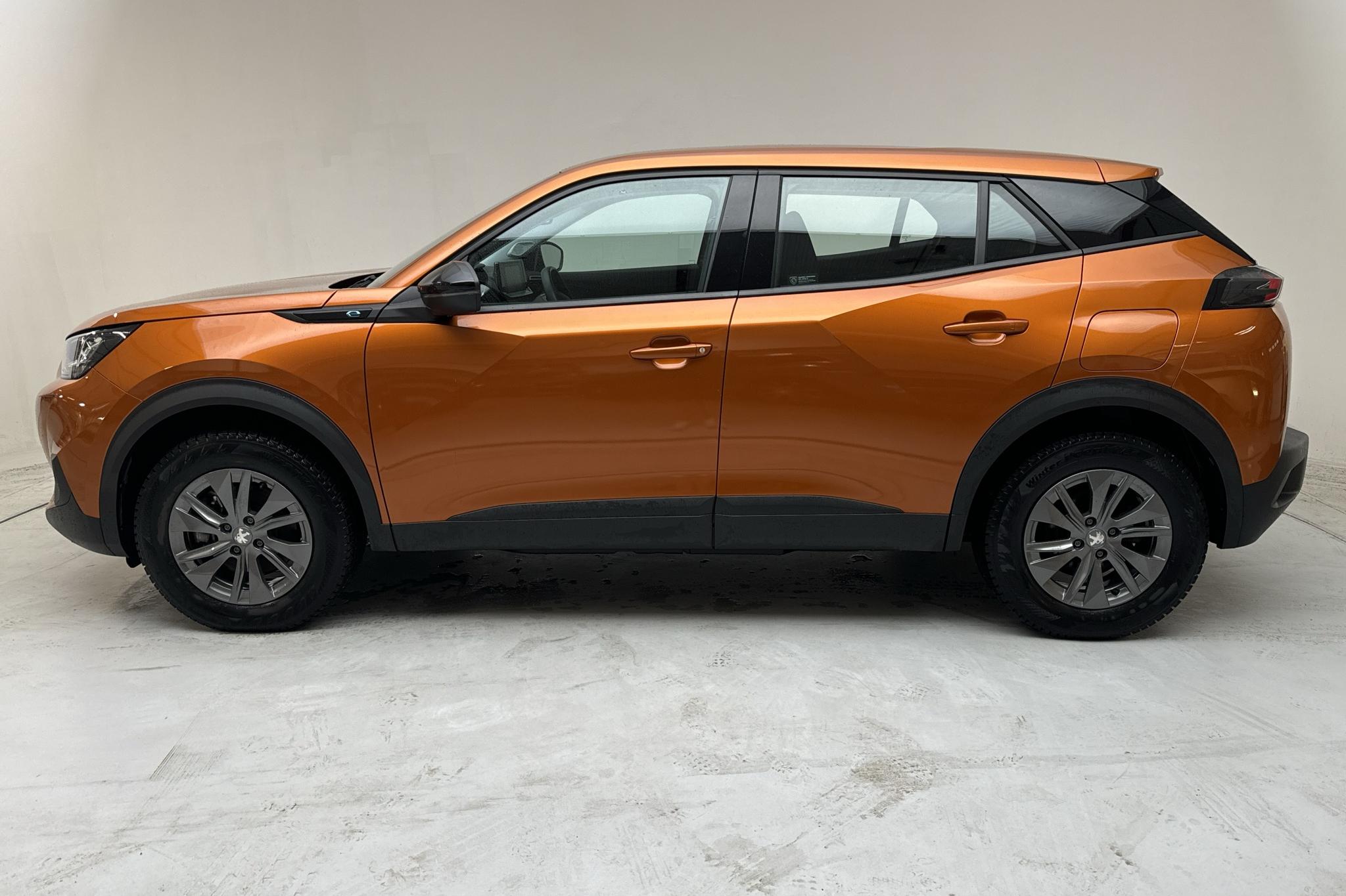 Peugeot e-2008 50 kWh (136hk) - 37 450 km - Automaatne - oranž - 2022