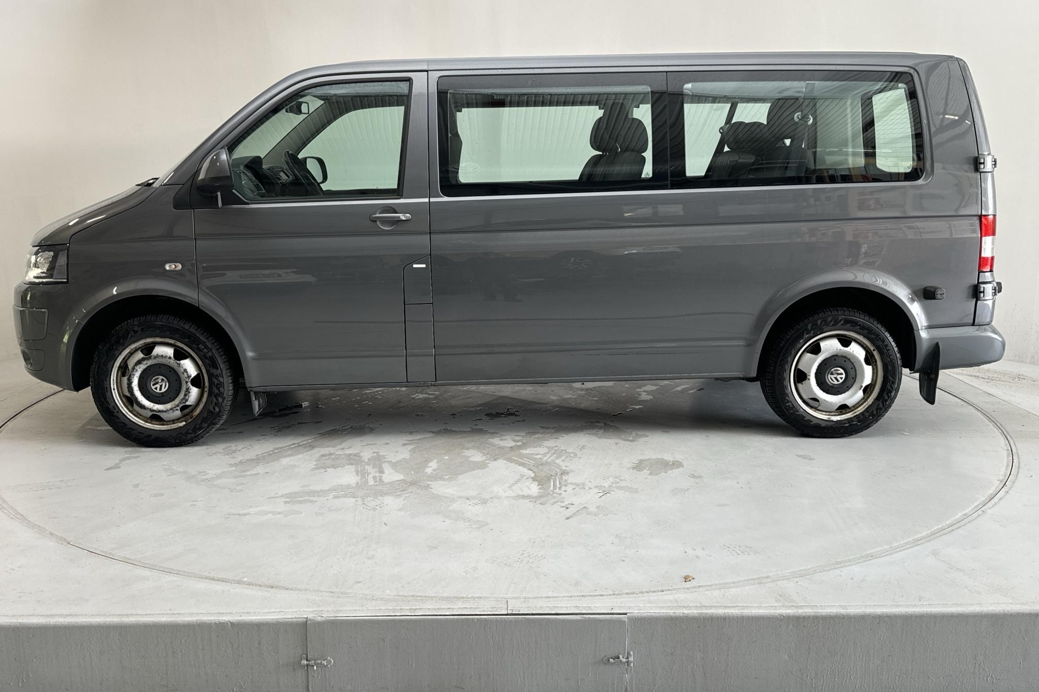 VW Caravelle T5 2.0 TDI 4MOTION (180hk) - 188 990 km - Automatic - gray - 2014