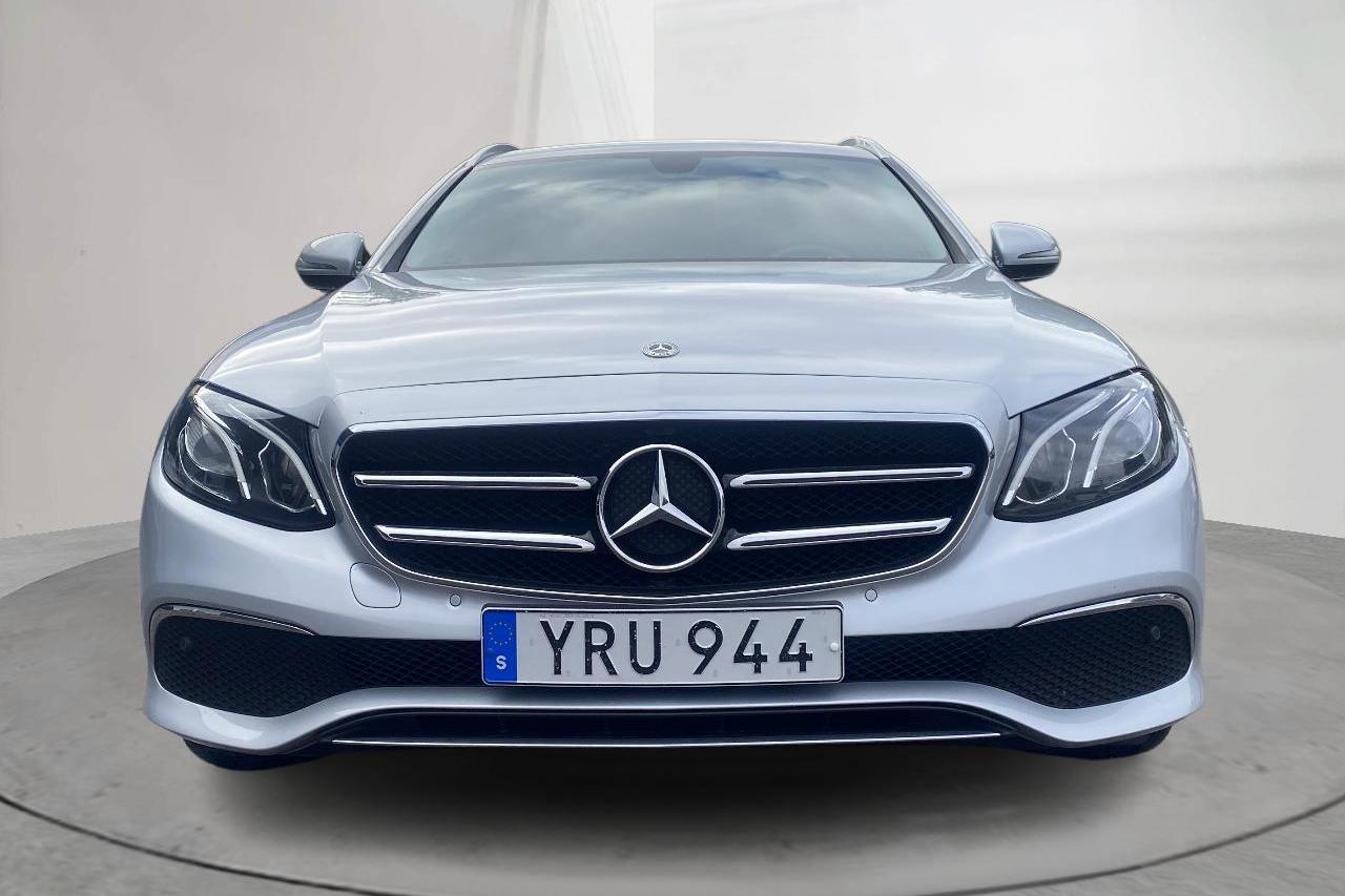 Mercedes E 220 d Kombi S213 (194hk) - 139 410 km - Automatyczna - srebro - 2019