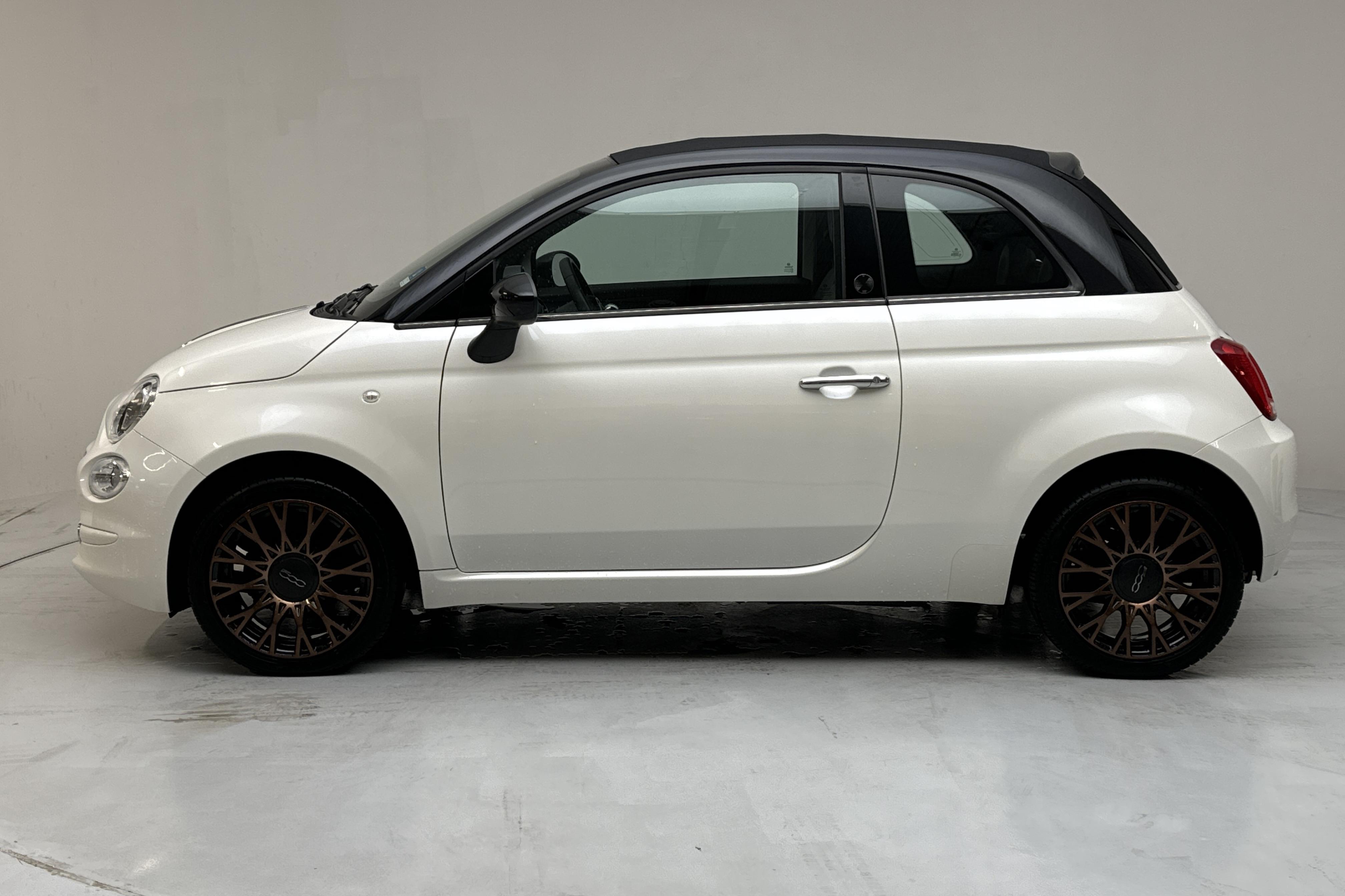 Fiat 500C 1.2 (69hk) - 38 170 km - Manualna - biały - 2020