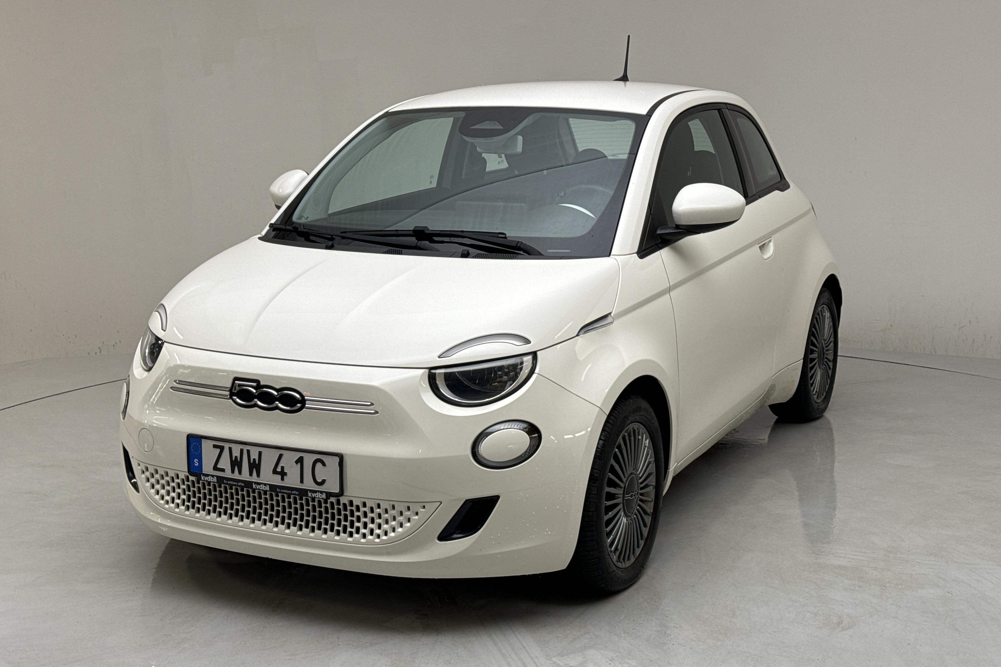 Fiat 500e (118hk) - 32 860 km - Käsitsi - valge - 2021