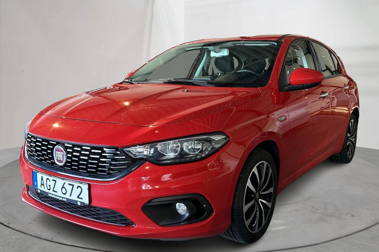 Fiat Tipo 1.4 5dr (120hk) - 67 550 km - Manualna - czerwony - 2019