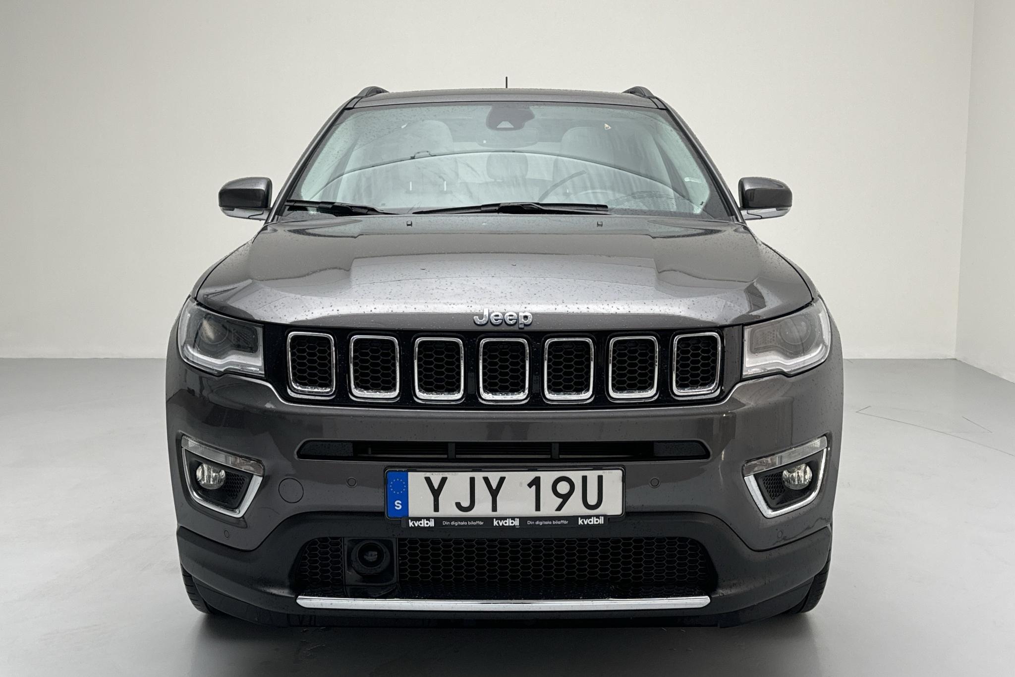 Jeep Compass 1.3 PHEV 4WD (190hk) - 50 560 km - Automatic - gray - 2020