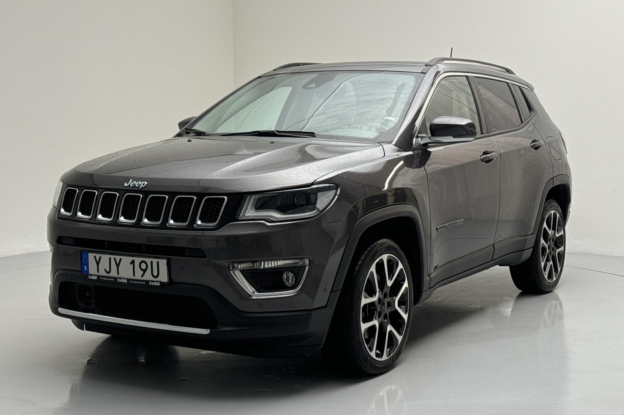 Jeep Compass 1.3 PHEV 4WD (190hk) - 50 560 km - Automaattinen - harmaa - 2020