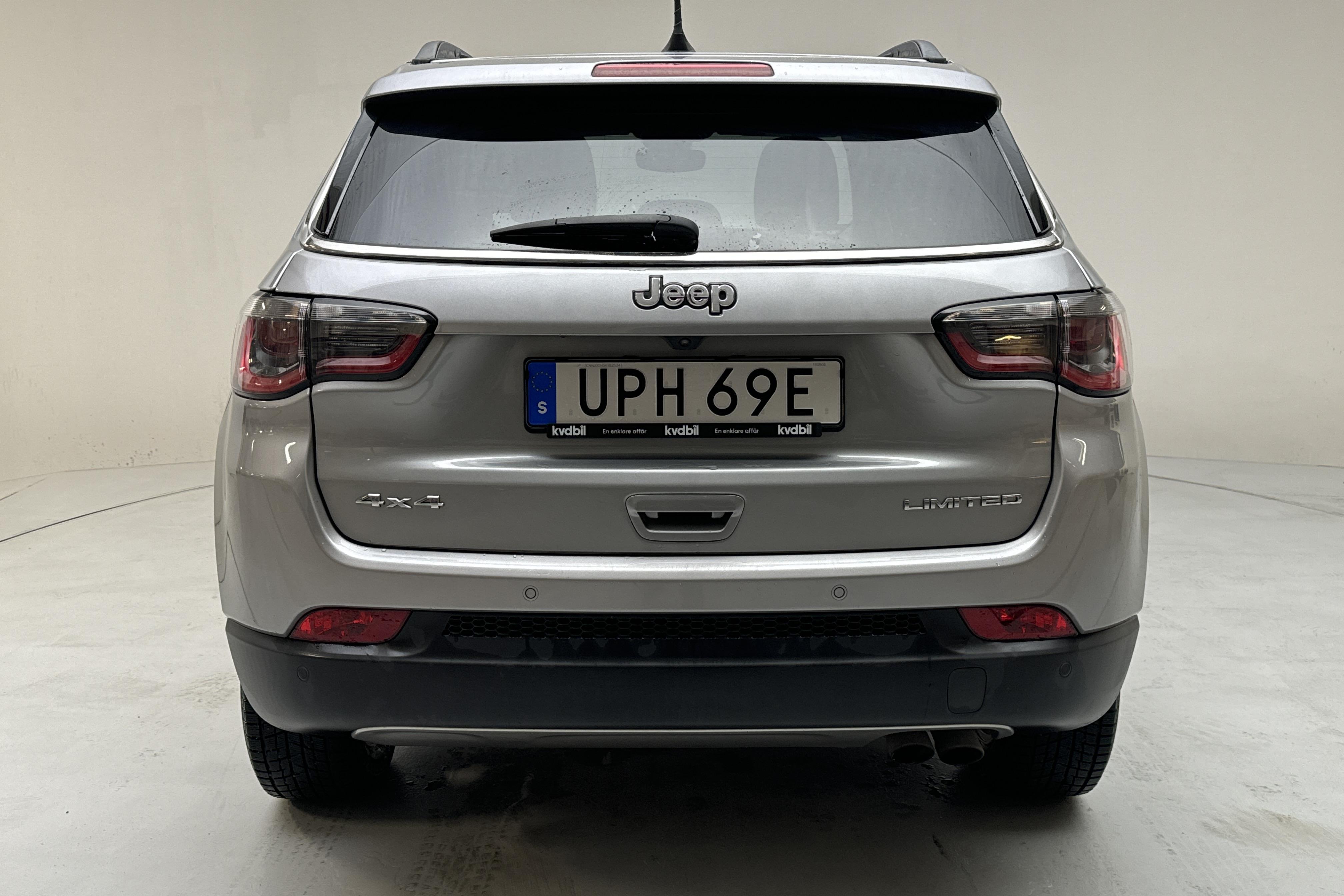 Jeep Compass 1.4 Multiair 4WD (170hk) - 59 820 km - Automatyczna - szary - 2019