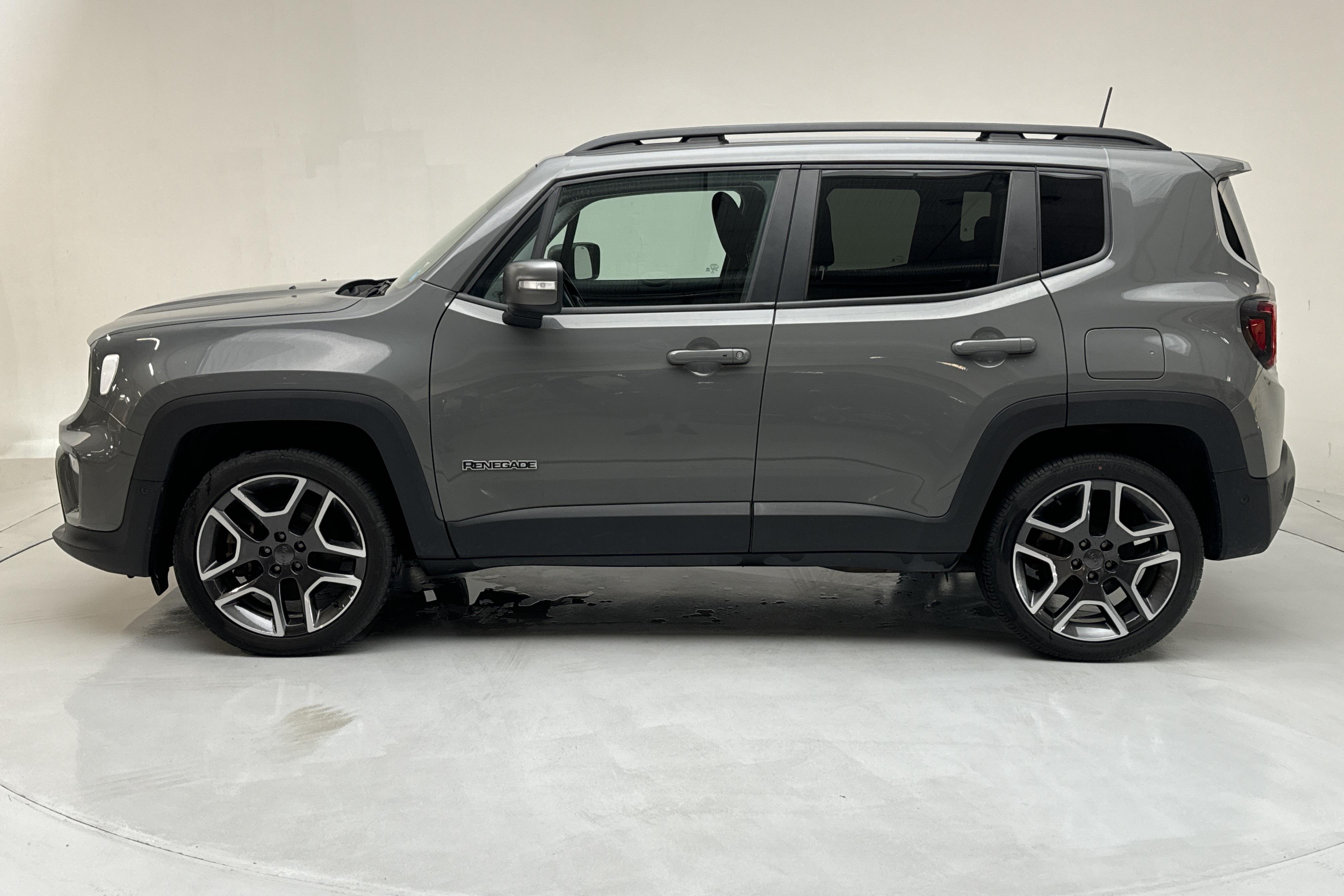 Jeep Renegade 1.3 PHEV 4WD (190hk) - 52 630 km - Automaattinen - harmaa - 2020