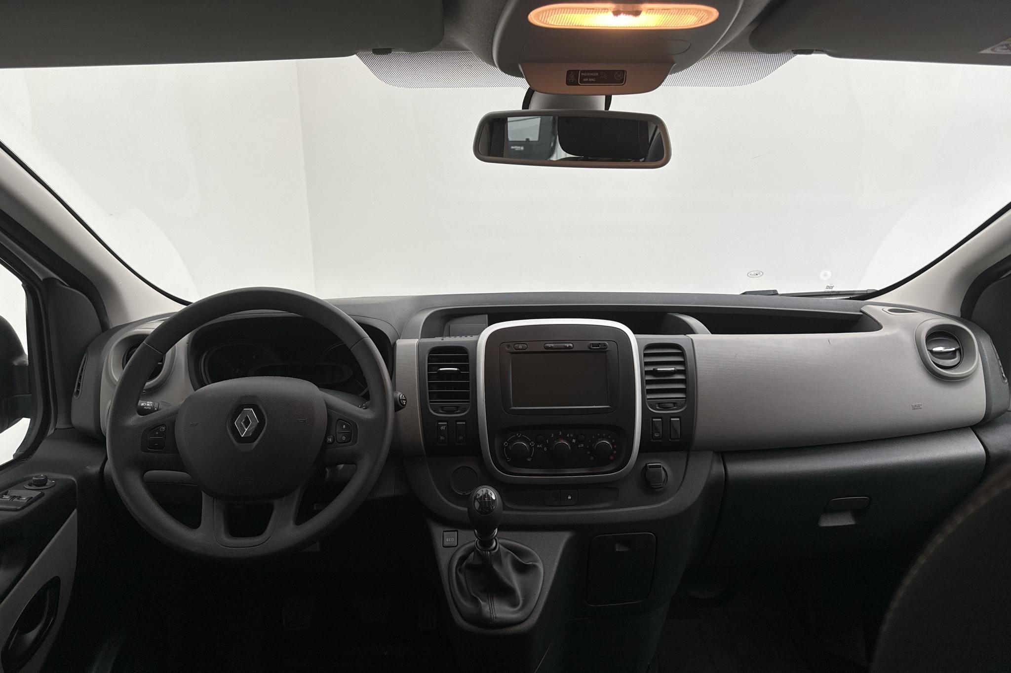 Renault Trafic 1.6 dCi Skåp (120hk) - 19 451 mil - Manuell - vit - 2019