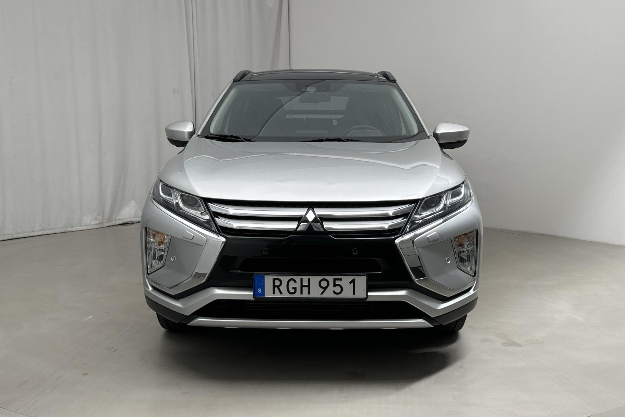 Mitsubishi Eclipse Cross 1.5T 4WD (163hk) - 8 118 mil - Automat - silver - 2018