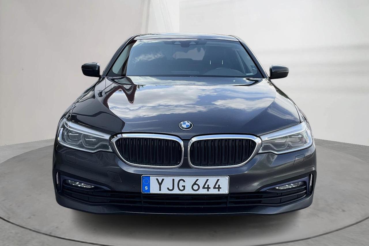 BMW 520d xDrive Sedan, G30 (190hk) - 24 790 mil - Automat - grå - 2017