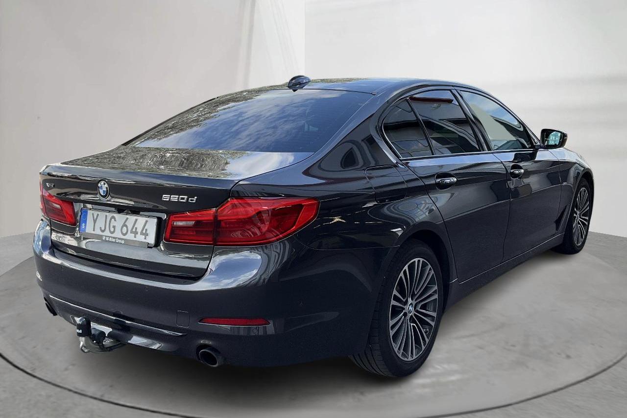 BMW 520d xDrive Sedan, G30 (190hk) - 24 790 mil - Automat - grå - 2017