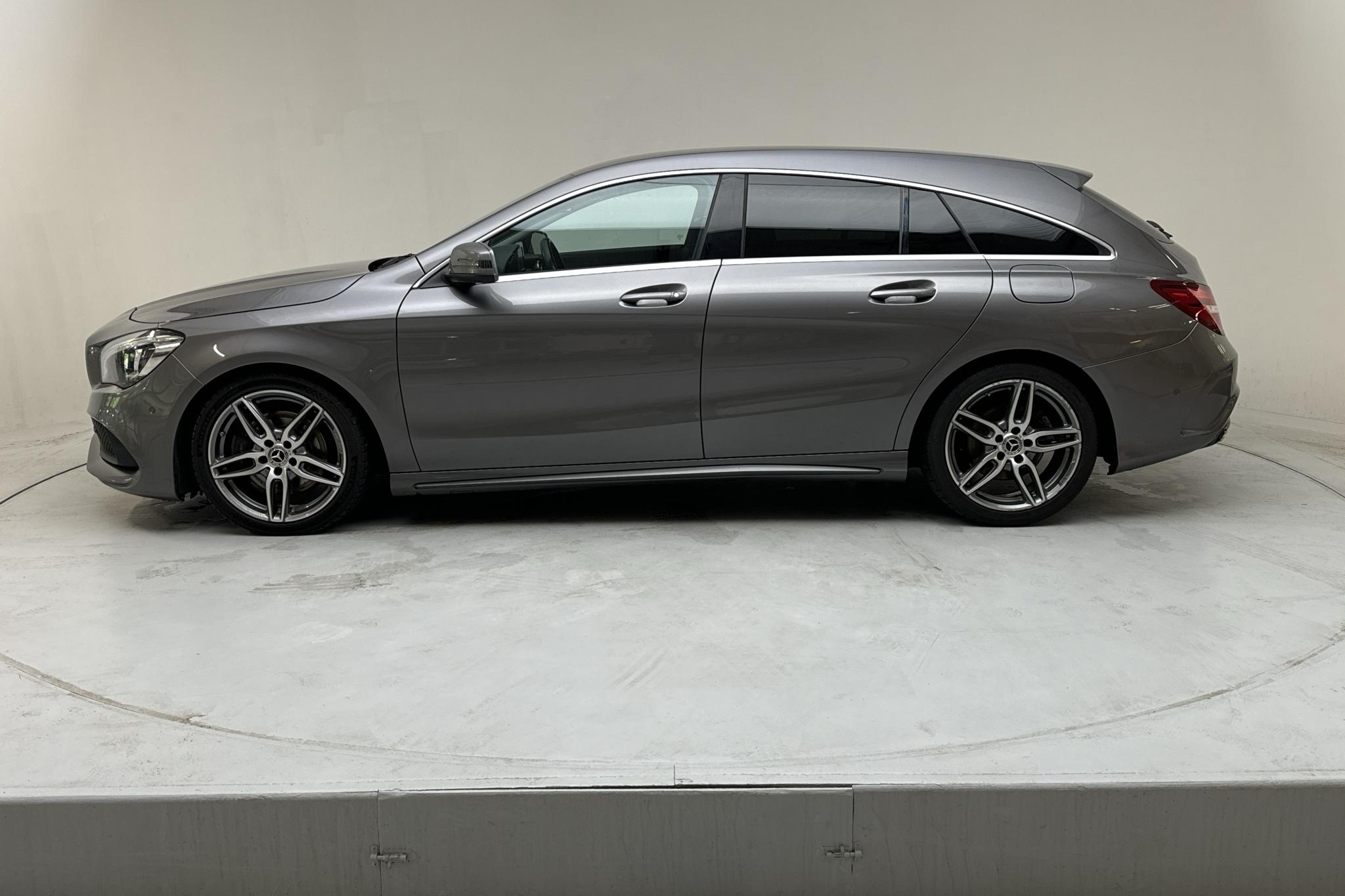 Mercedes CLA 220 d Shooting Brake X117 (170hk) - 144 420 km - Automatyczna - Dark Grey - 2019