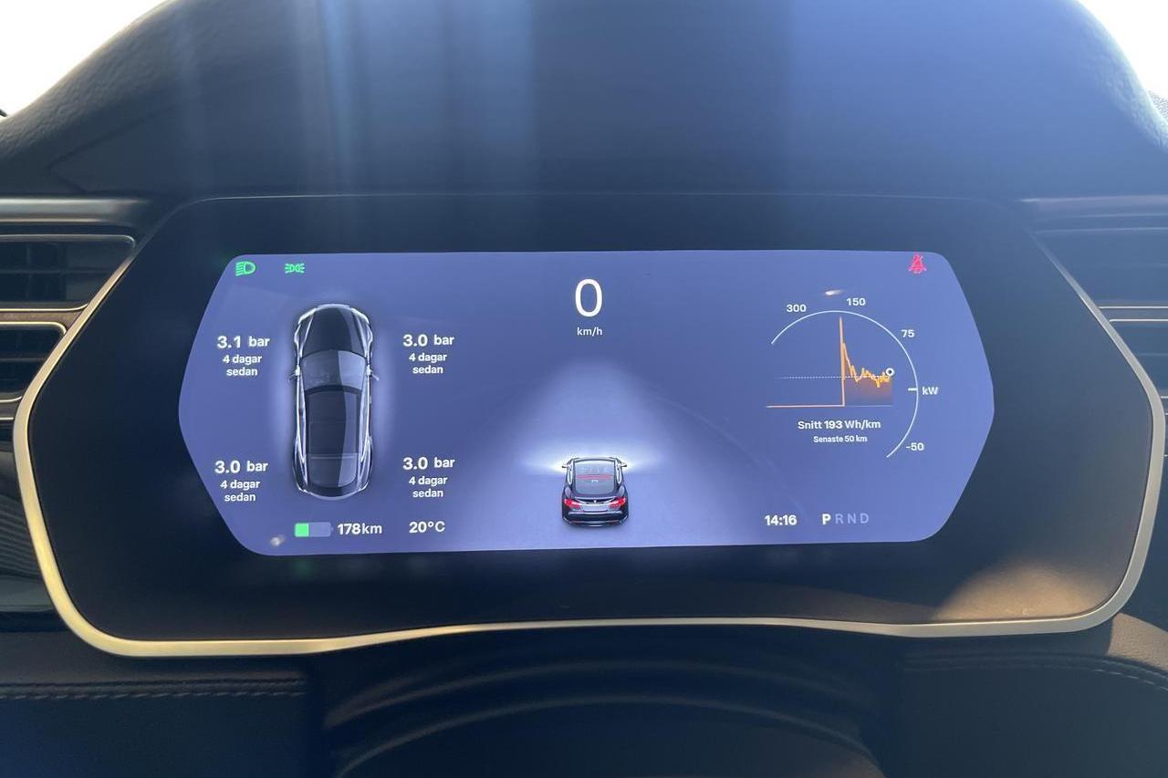 Tesla Model S 85D - 264 200 km - Automaatne - must - 2015