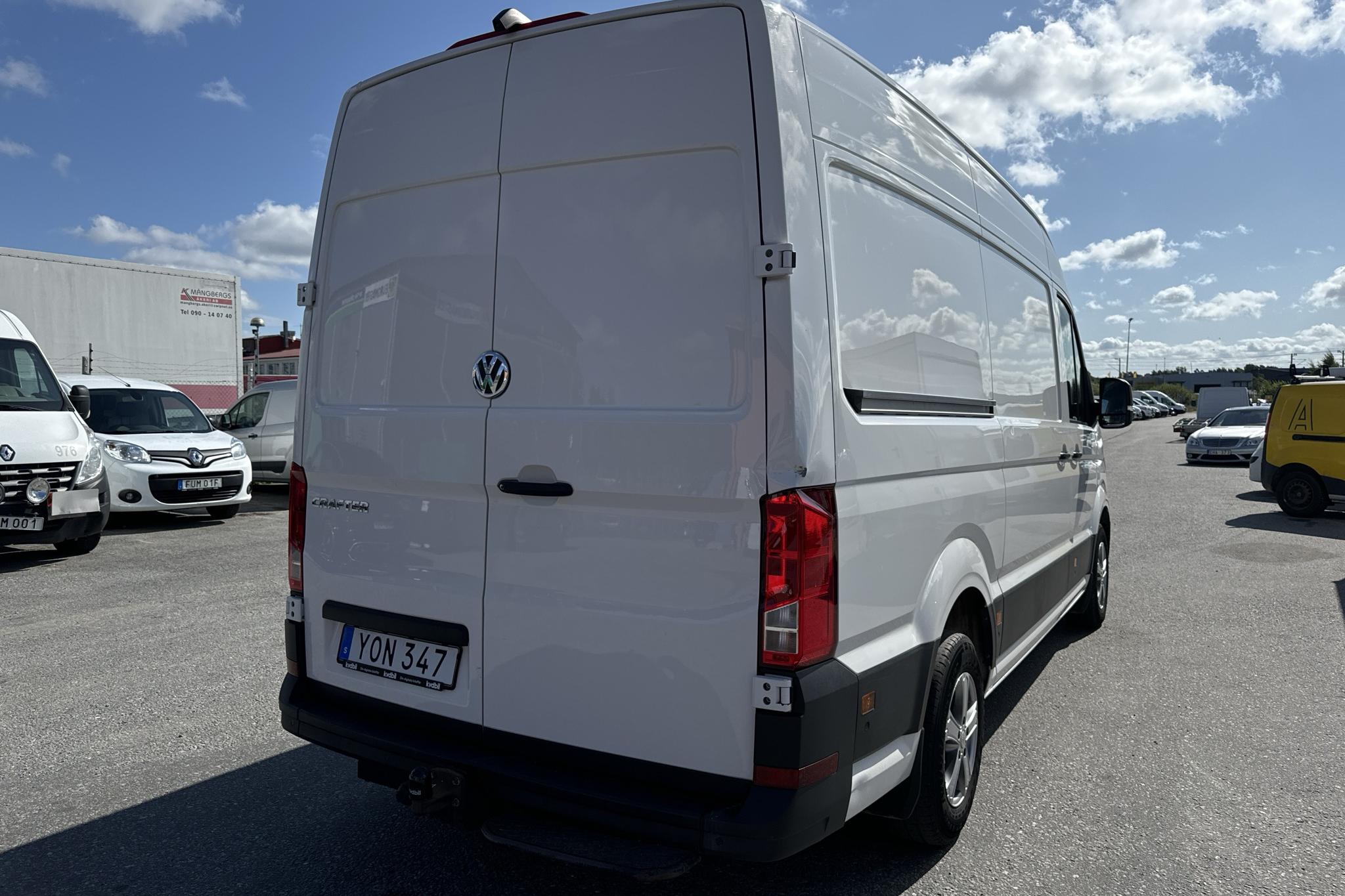 VW Crafter 35 2.0 TDI Skåp (177hk) - 113 970 km - Automaatne - valge - 2018