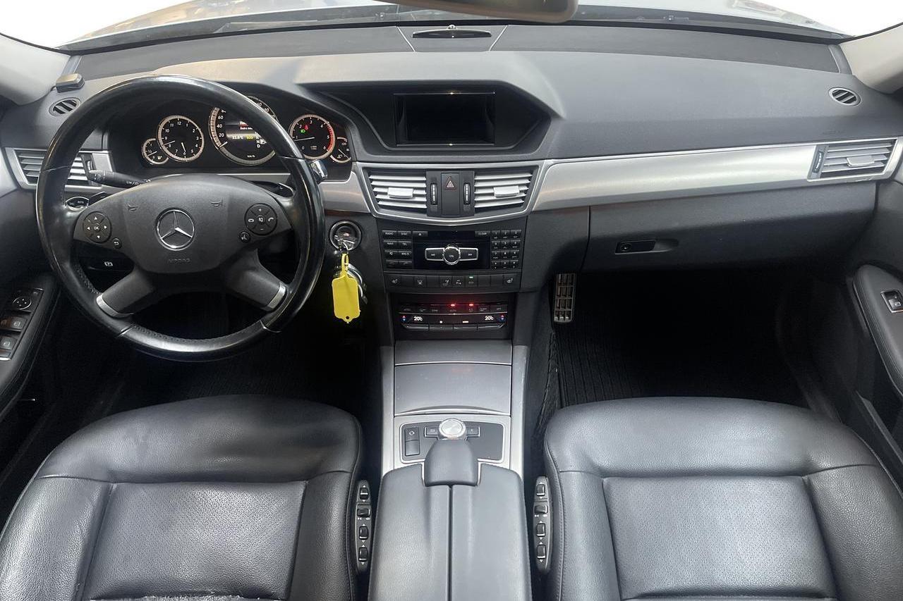 Mercedes E 250 CDI Kombi 4matic S212 (204hk) - 192 700 km - Automatic - silver - 2013