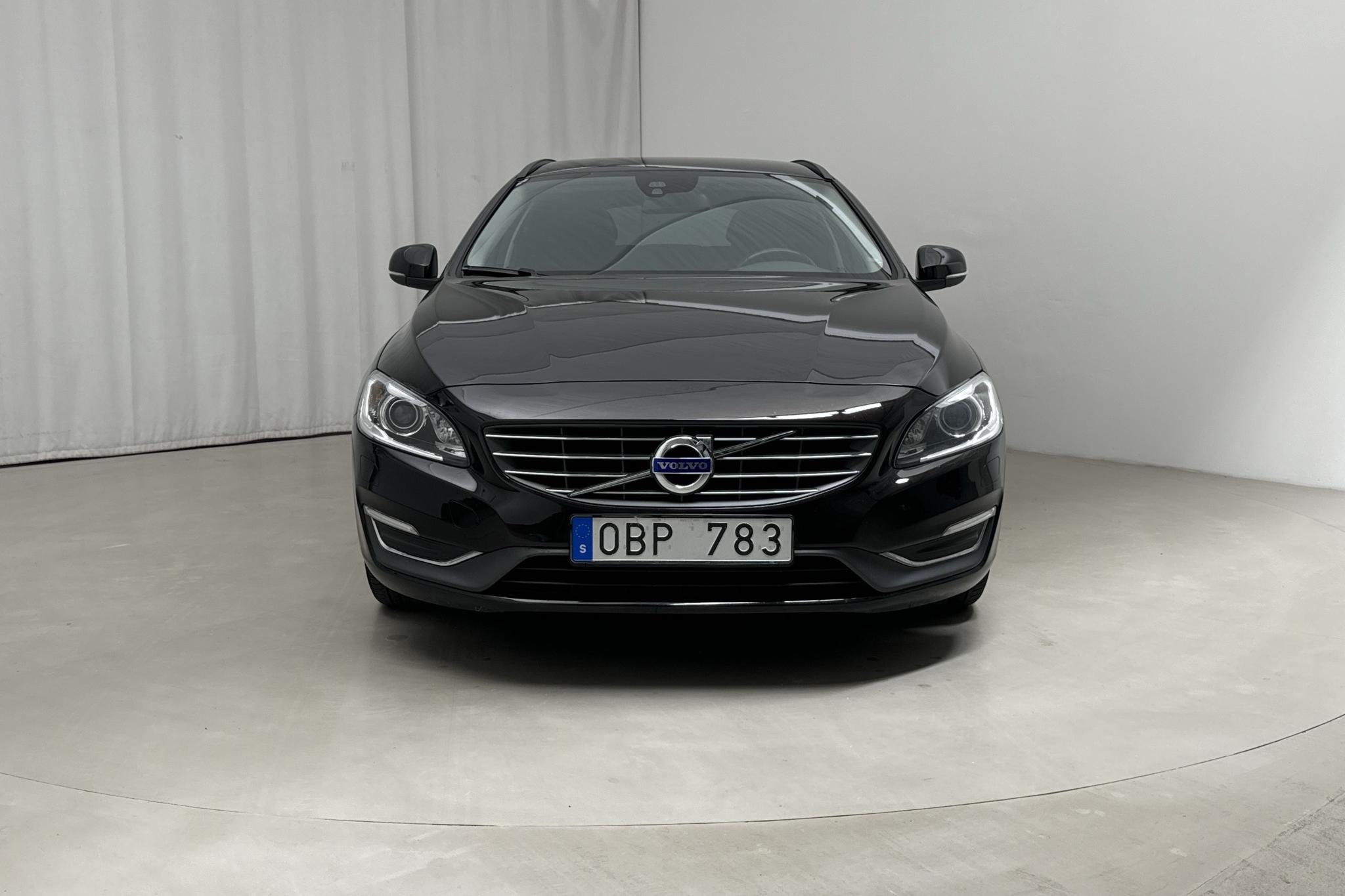 Volvo V60 D4 (163hk) - 205 810 km - Automaattinen - musta - 2014