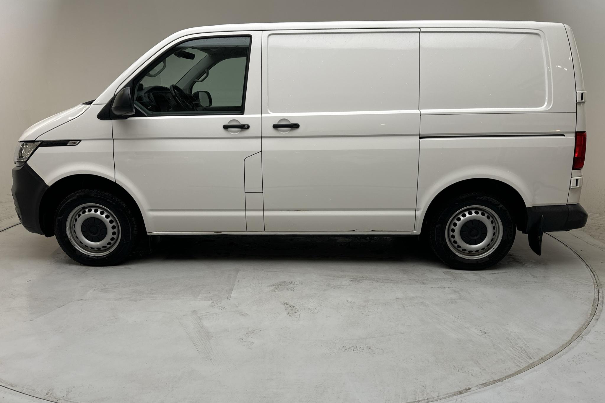 VW Transporter T6 2.0 TDI BMT Skåp 4MOTION (150hk) - 172 080 km - Automatyczna - biały - 2020