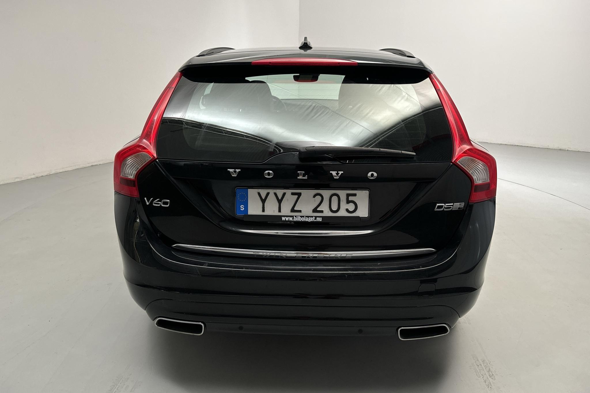 Volvo V60 D5 AWD Twin Engine (163hk) - 160 080 km - Automaatne - must - 2018