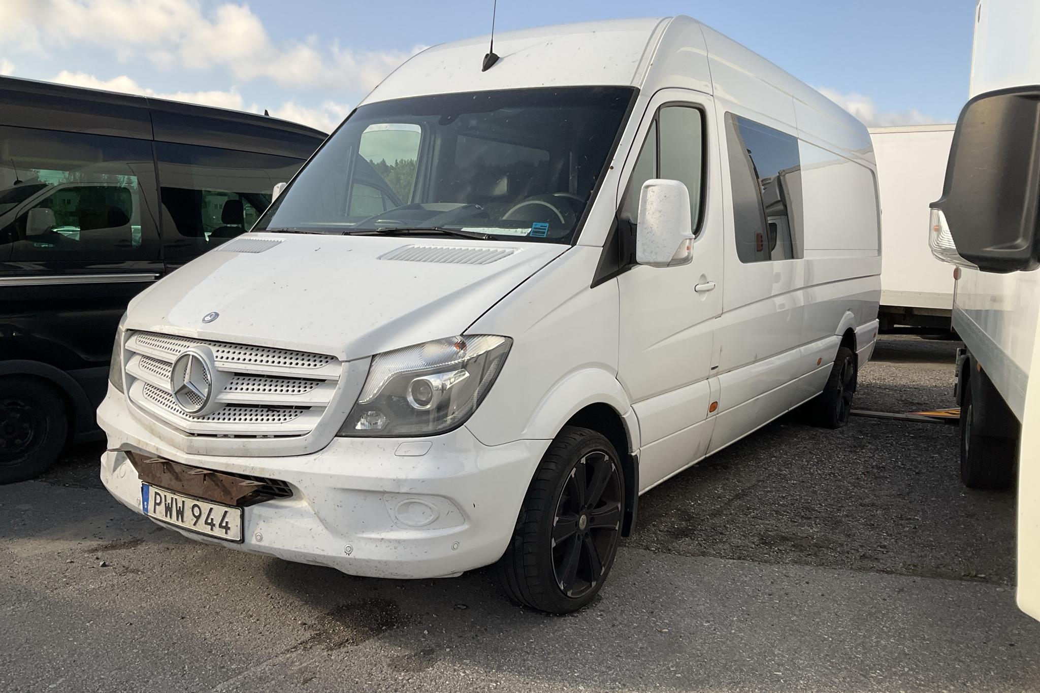 Mercedes Sprinter 319 CDI (190hk) - 220 730 km - Automatyczna - biały - 2015