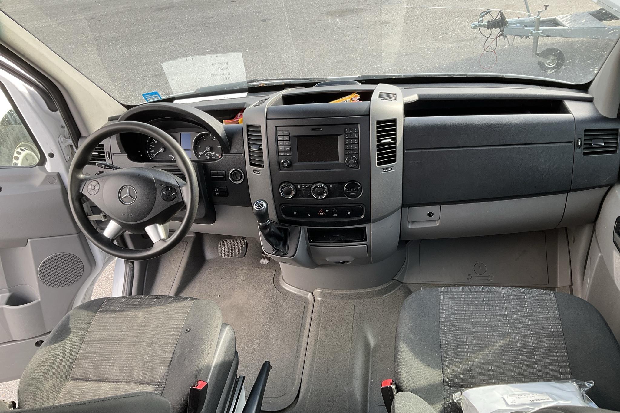 Mercedes Sprinter 319 CDI (190hk) - 220 730 km - Automaattinen - valkoinen - 2015