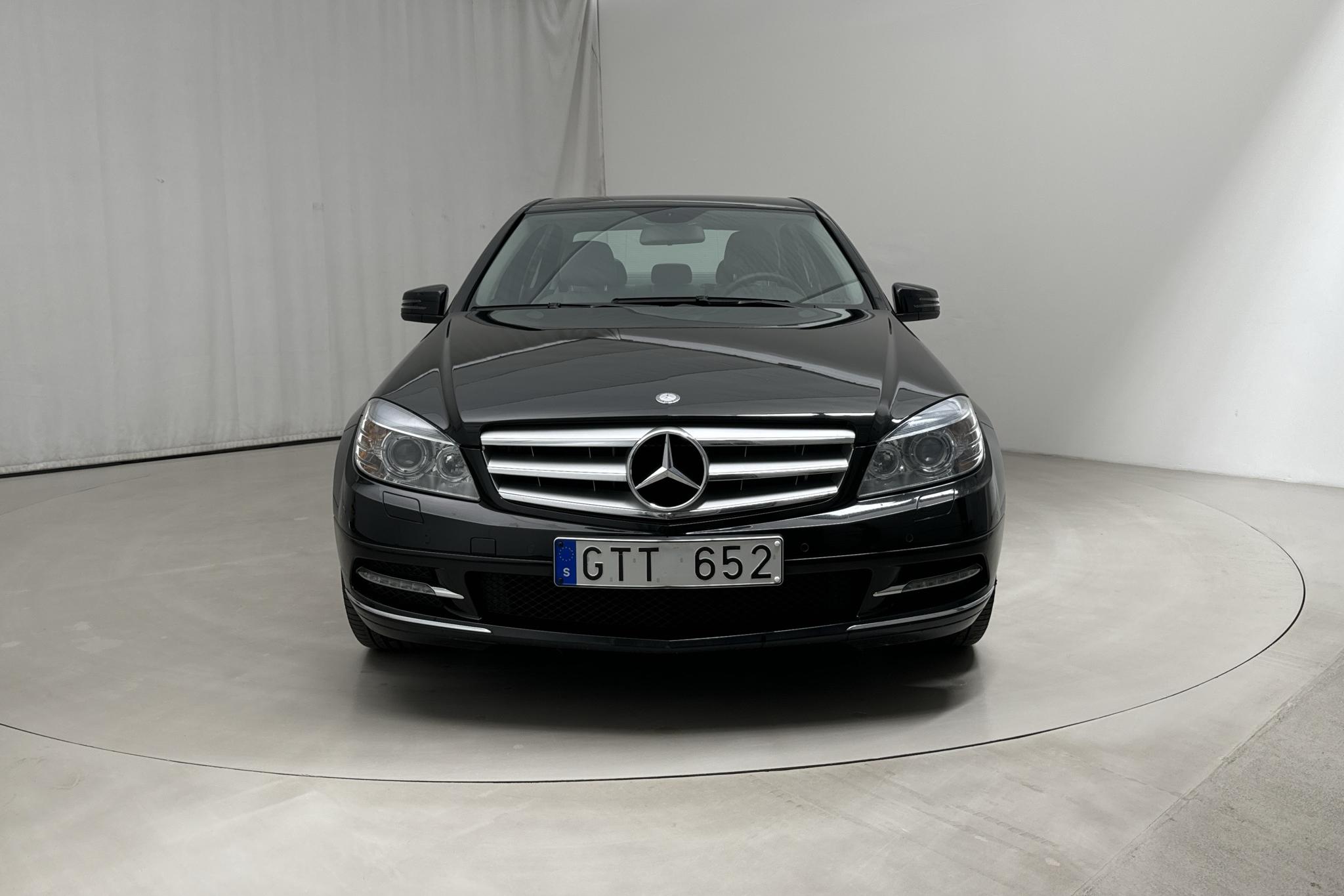 Mercedes C 220 CDI BlueEfficiency W204 (170hk) - 95 350 km - Automatyczna - czarny - 2011