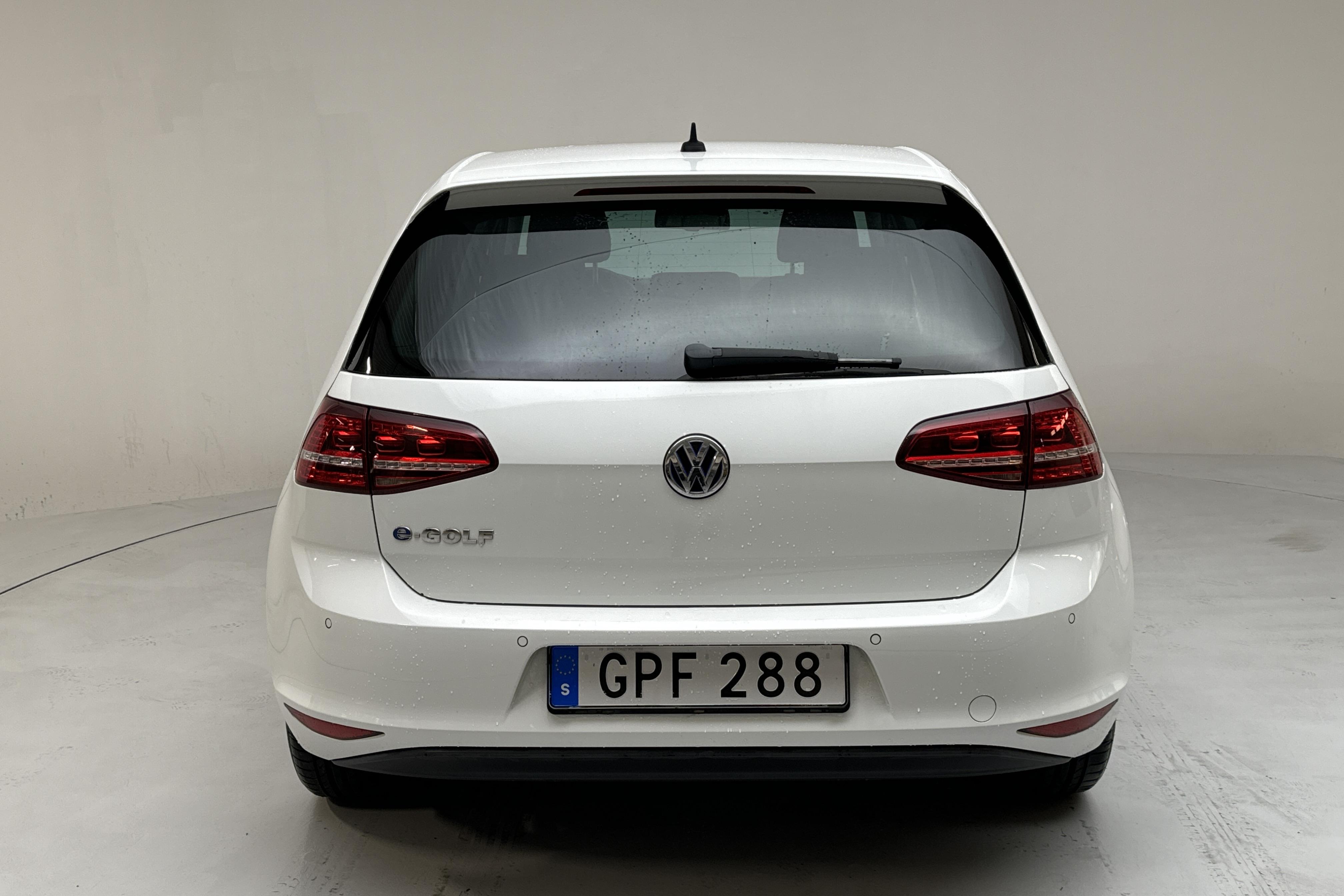 VW e-Golf VII 5dr (115hk) - 195 260 km - Automaattinen - valkoinen - 2015