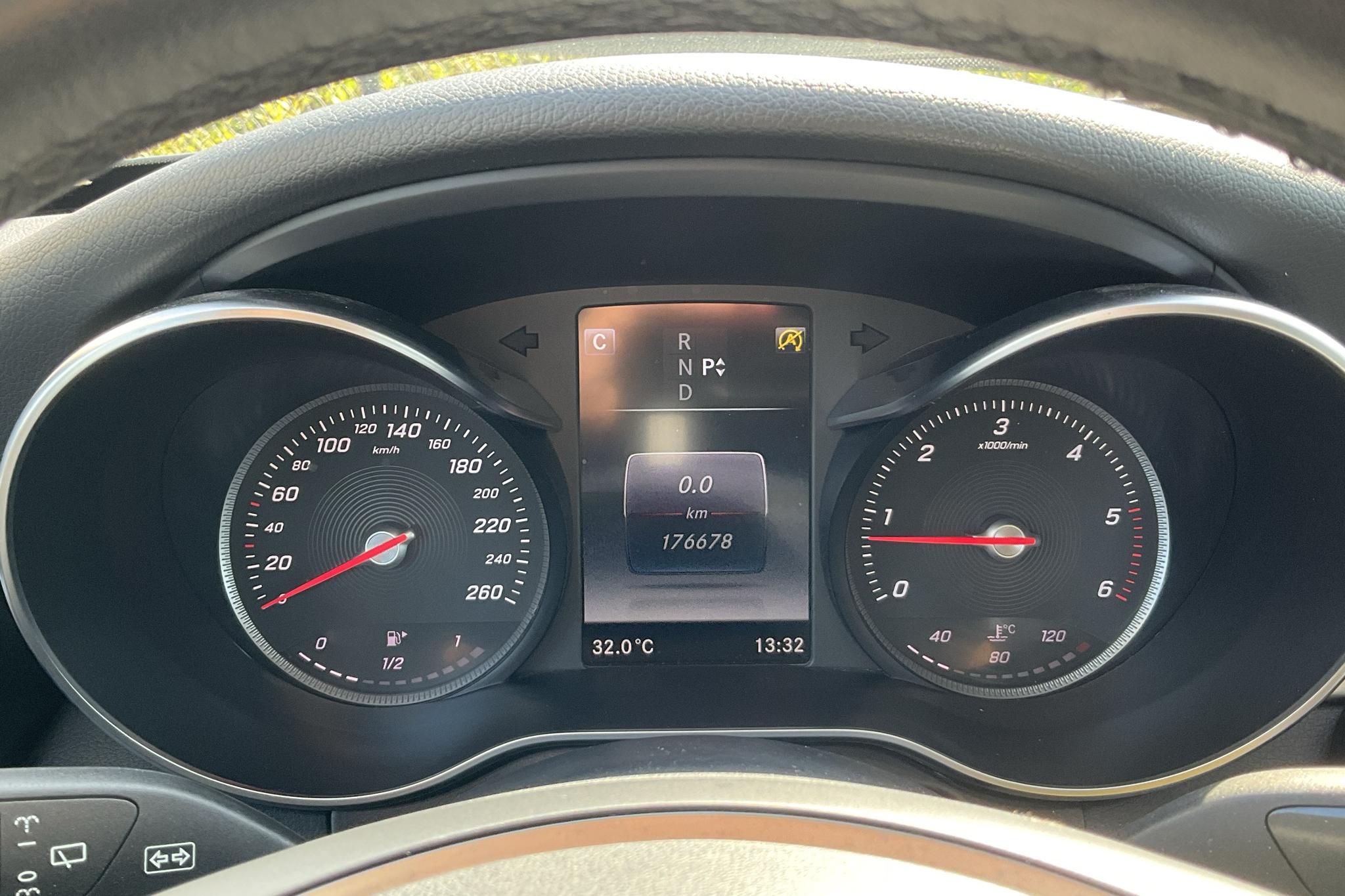 Mercedes C 220 d Kombi S205 (170hk) - 176 680 km - Automaatne - hall - 2017