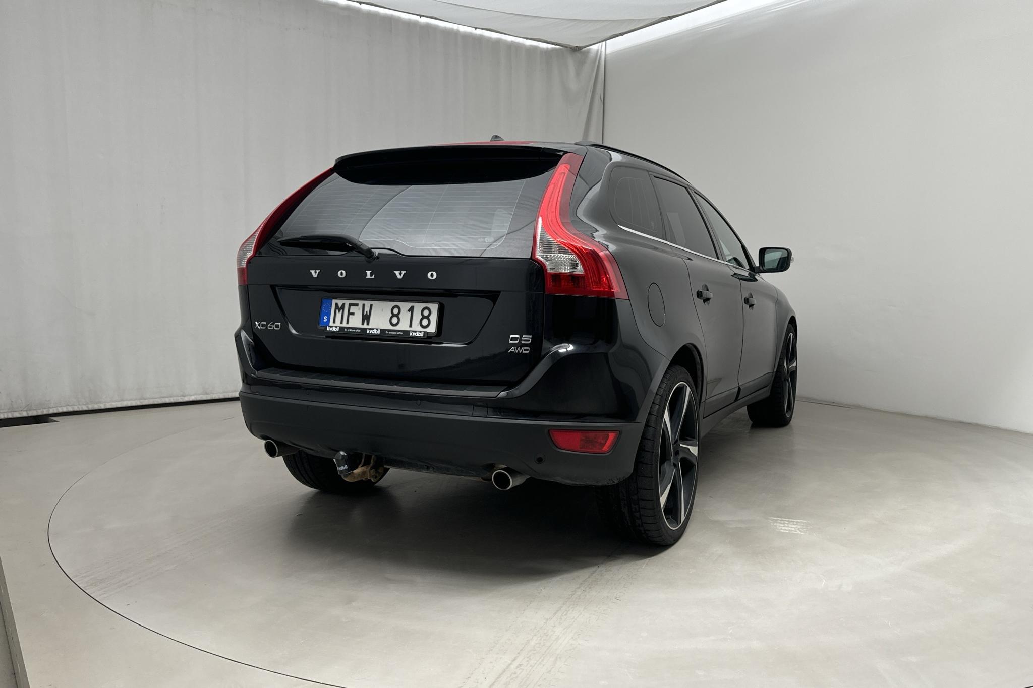 Volvo XC60 D5 AWD (215hk) - 295 050 km - Automaatne - must - 2013