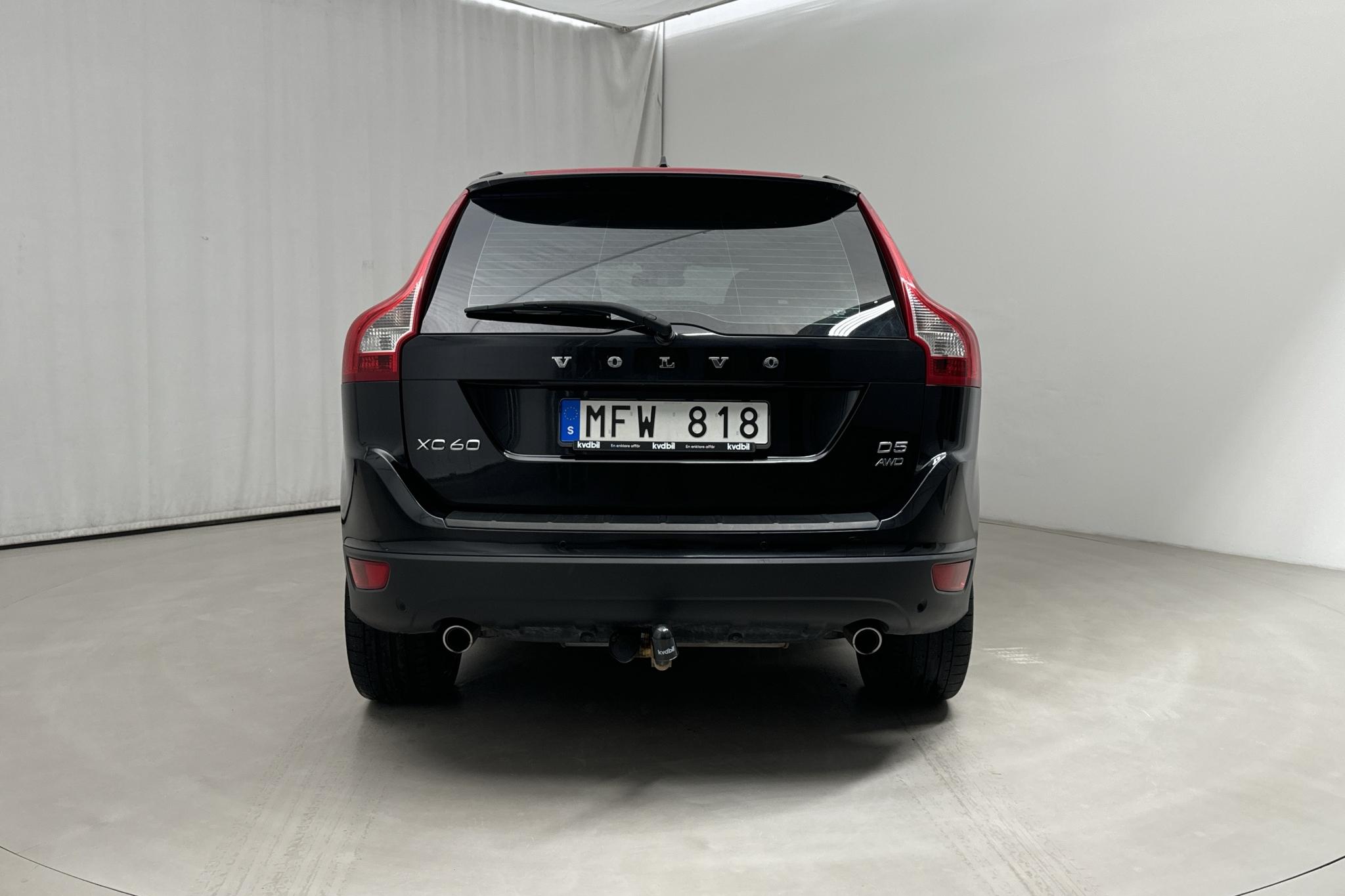 Volvo XC60 D5 AWD (215hk) - 295 050 km - Automaatne - must - 2013