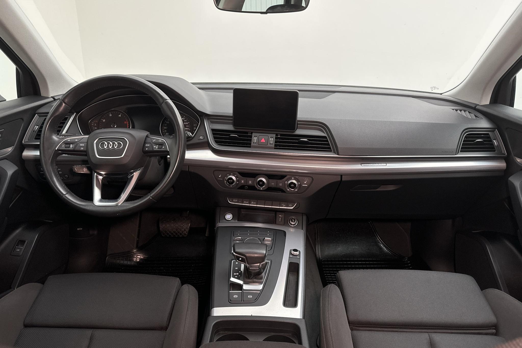 Audi Q5 40 TDI quattro (190hk) - 9 620 mil - Automat - svart - 2020