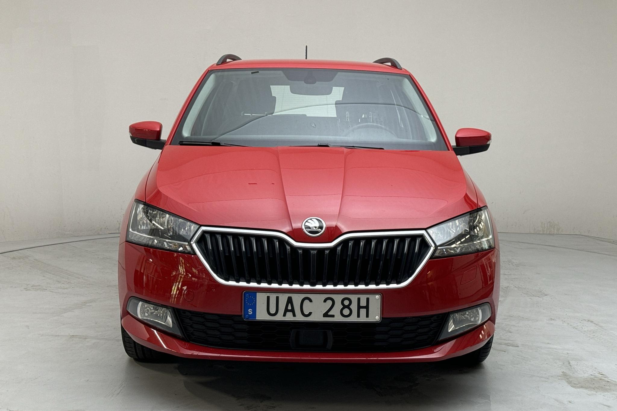 Skoda Fabia 1.0 TSI Kombi (95hk) - 34 520 km - Manualna - czerwony - 2021