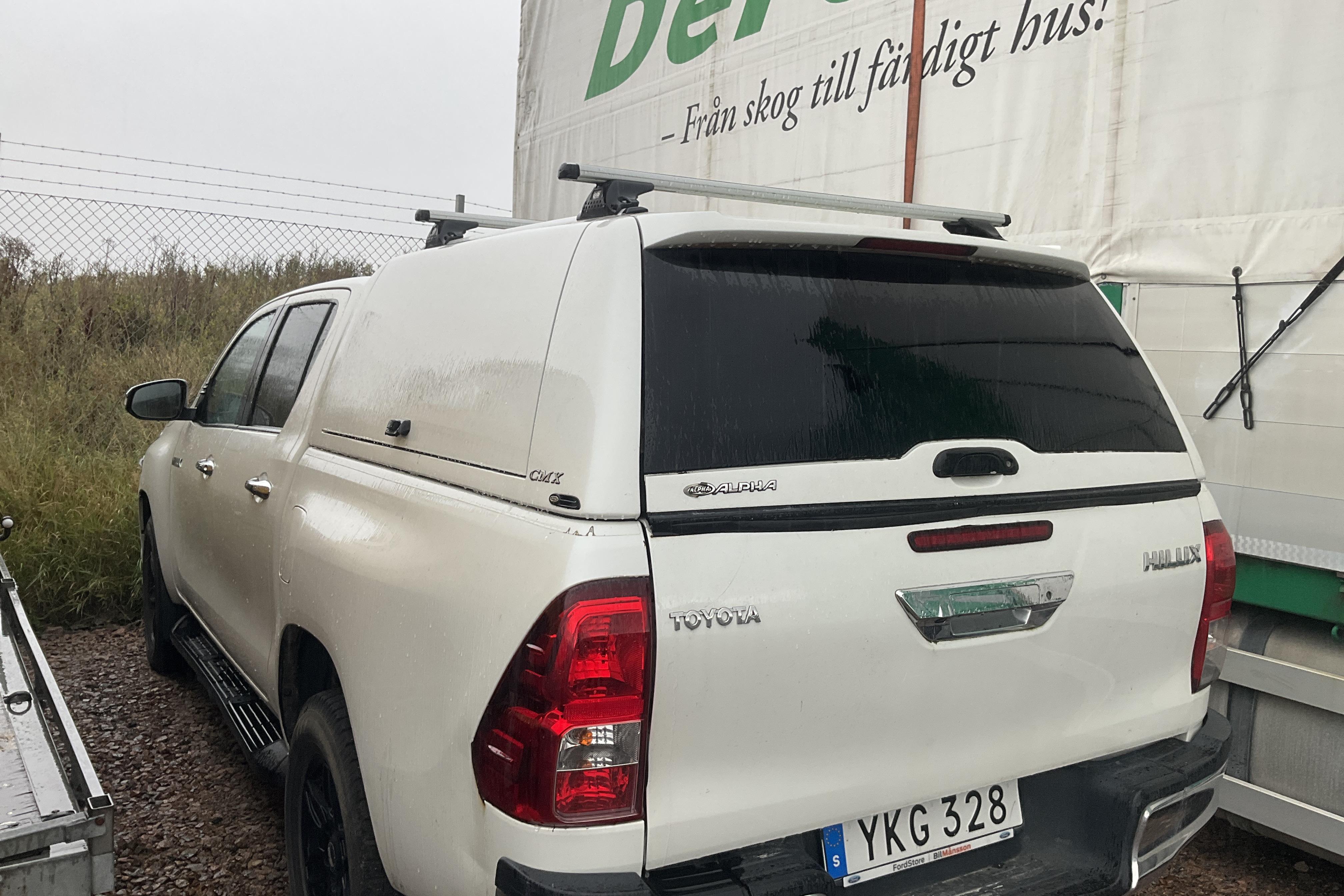 Toyota Hilux 2.4 D 4WD (150hk) - 0 km - Automaattinen - valkoinen - 2016