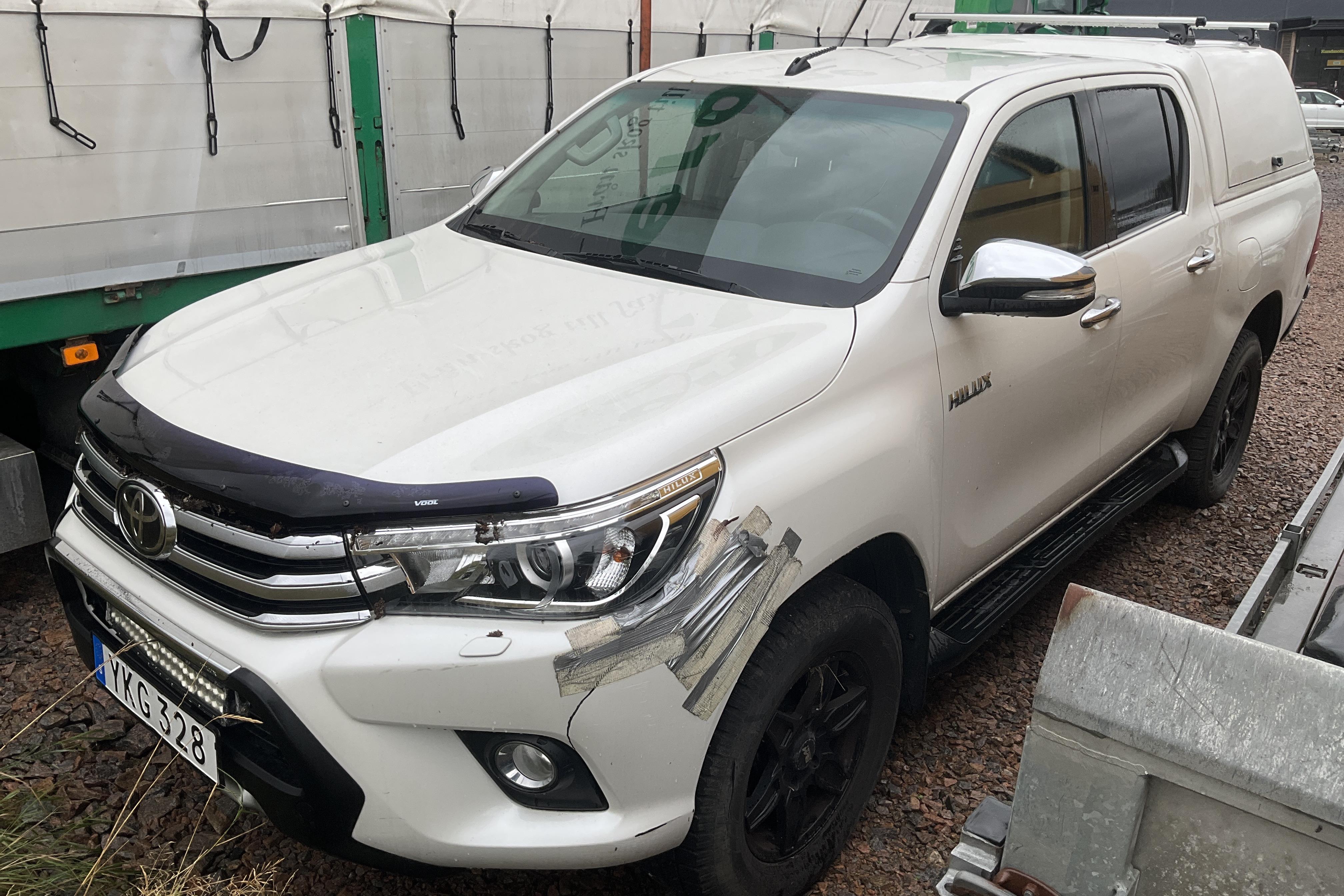 Toyota Hilux 2.4 D 4WD (150hk) - 0 km - Automaattinen - valkoinen - 2016